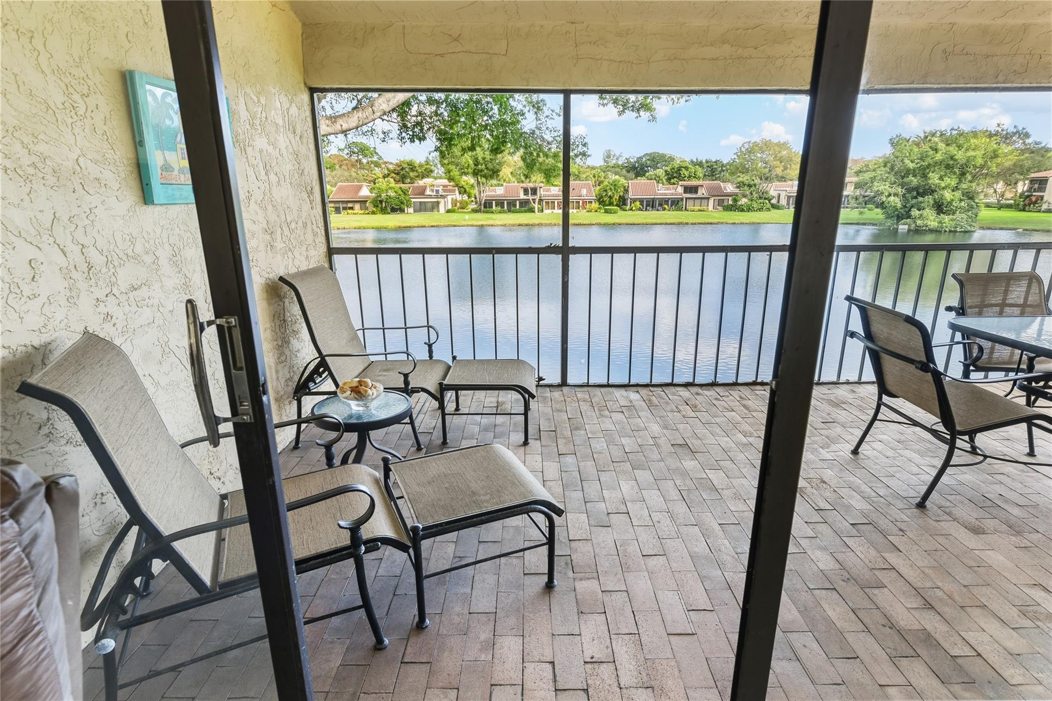 21827 Arriba Real L Property Photo 8
