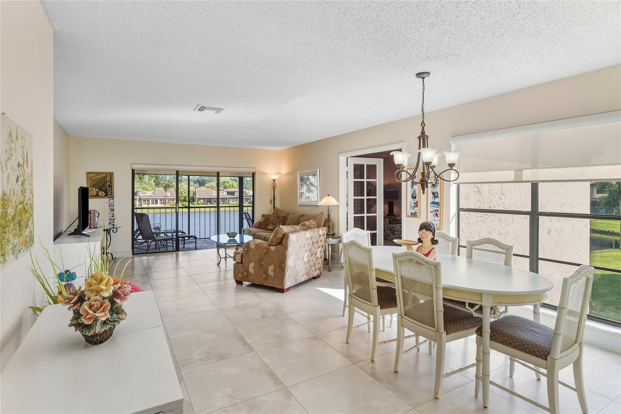 21827 Arriba Real L Property Photo 20