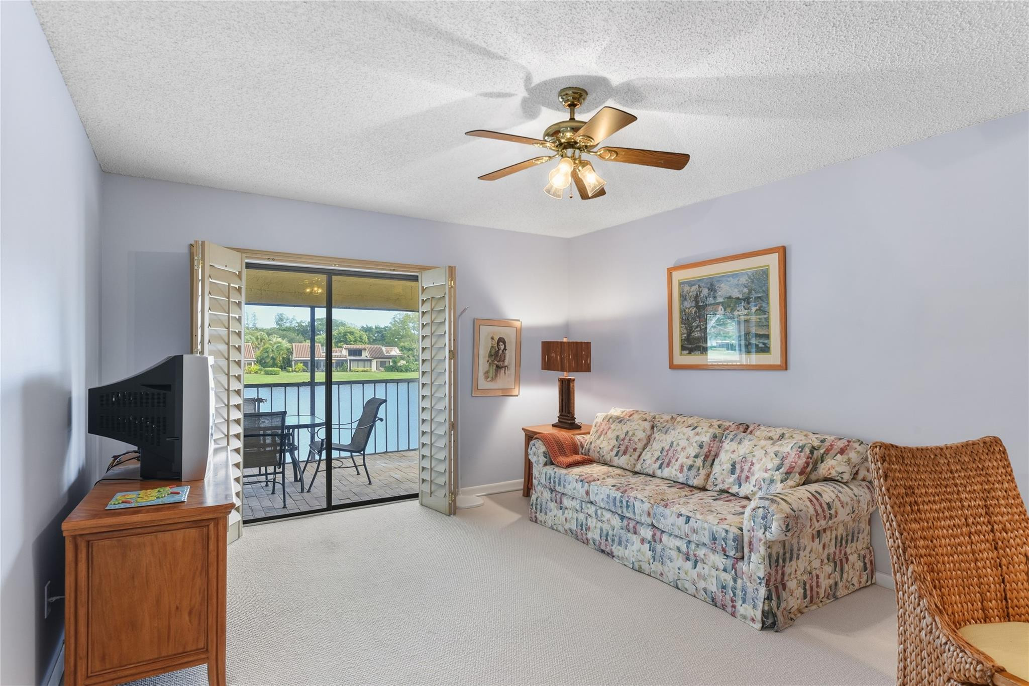 21827 Arriba Real L Property Photo 24