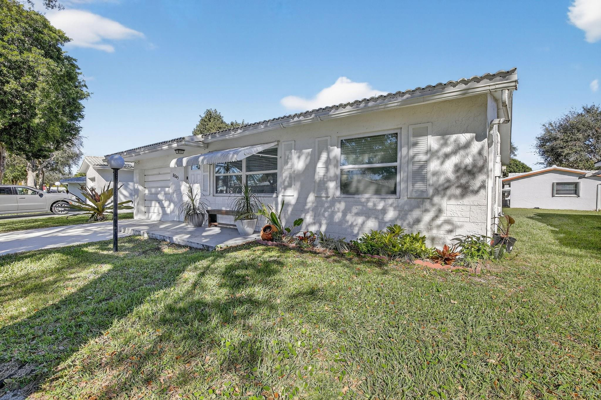 8845 Nw 14th Street Property Photo 5