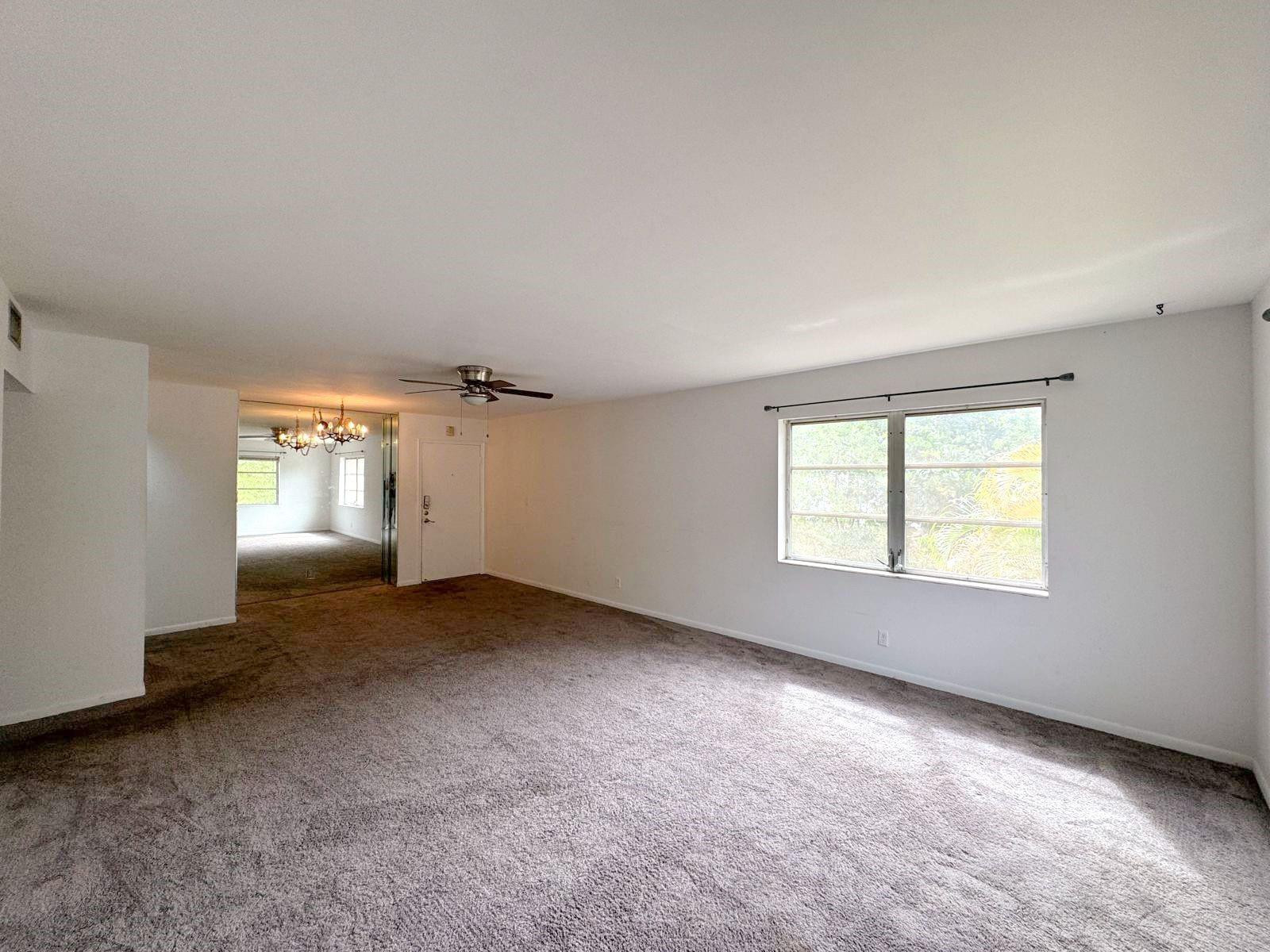 12 Ne 19th Court 204a Property Photo 8