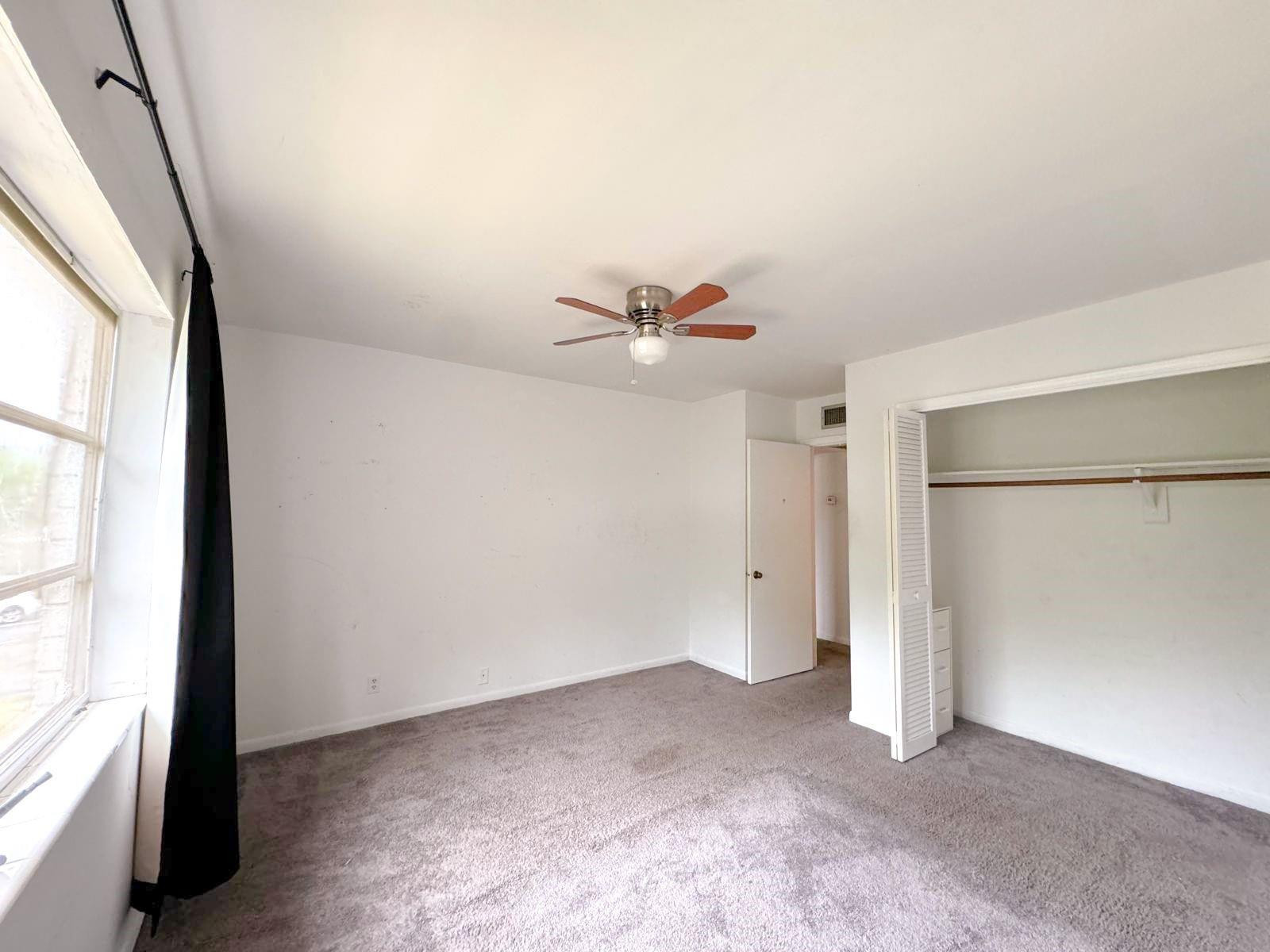 12 Ne 19th Court 204a Property Photo 15