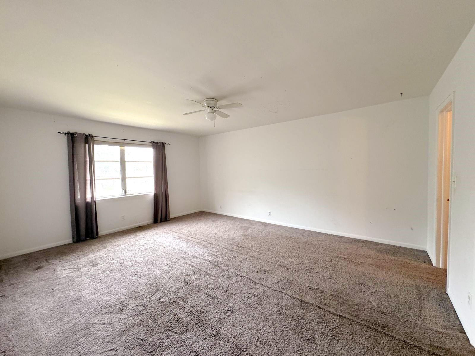 12 Ne 19th Court 204a Property Photo 17