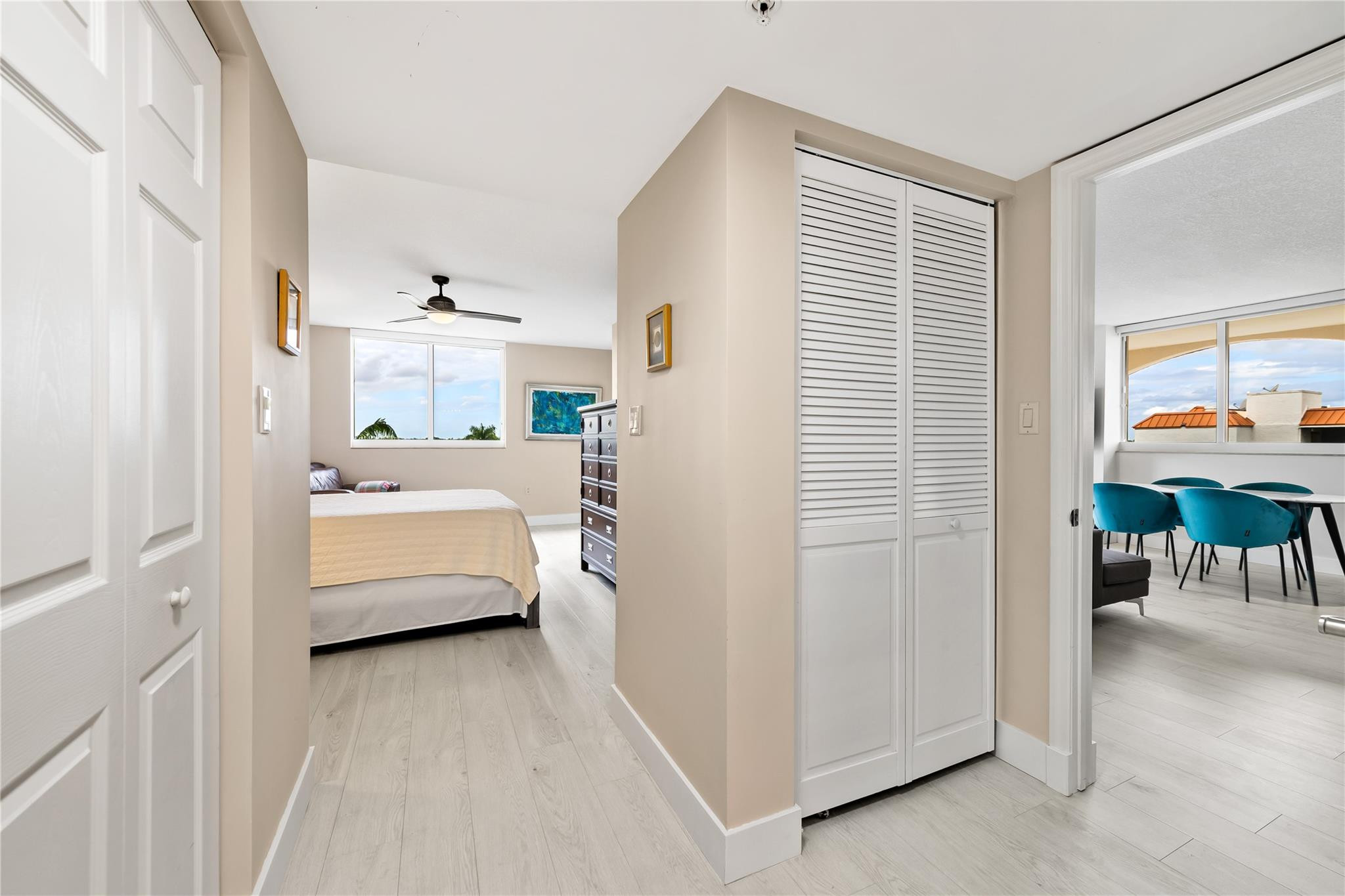 2011 N Ocean Boulevard 504 Property Photo 20