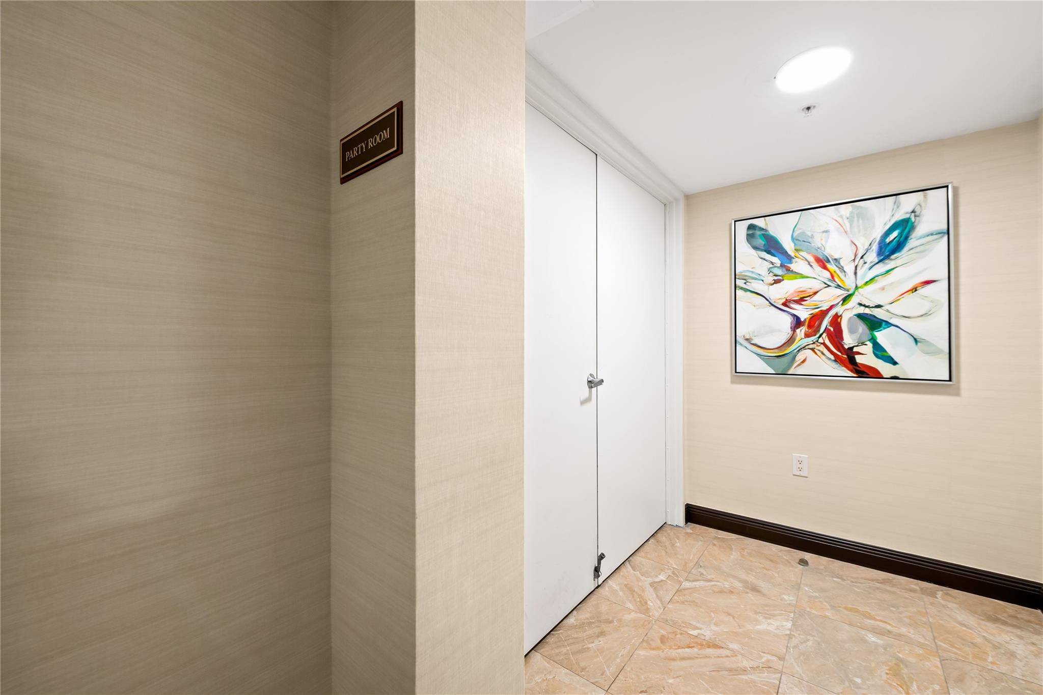 2011 N Ocean Boulevard 504 Property Photo 45