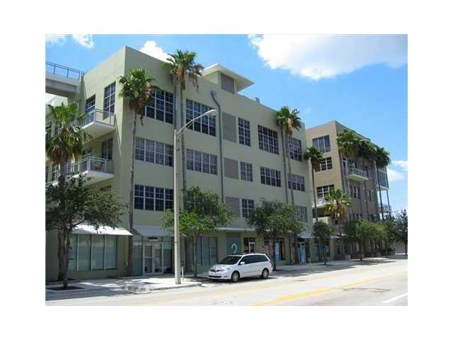 435 N Andrews Avenue 304 Property Photo 1