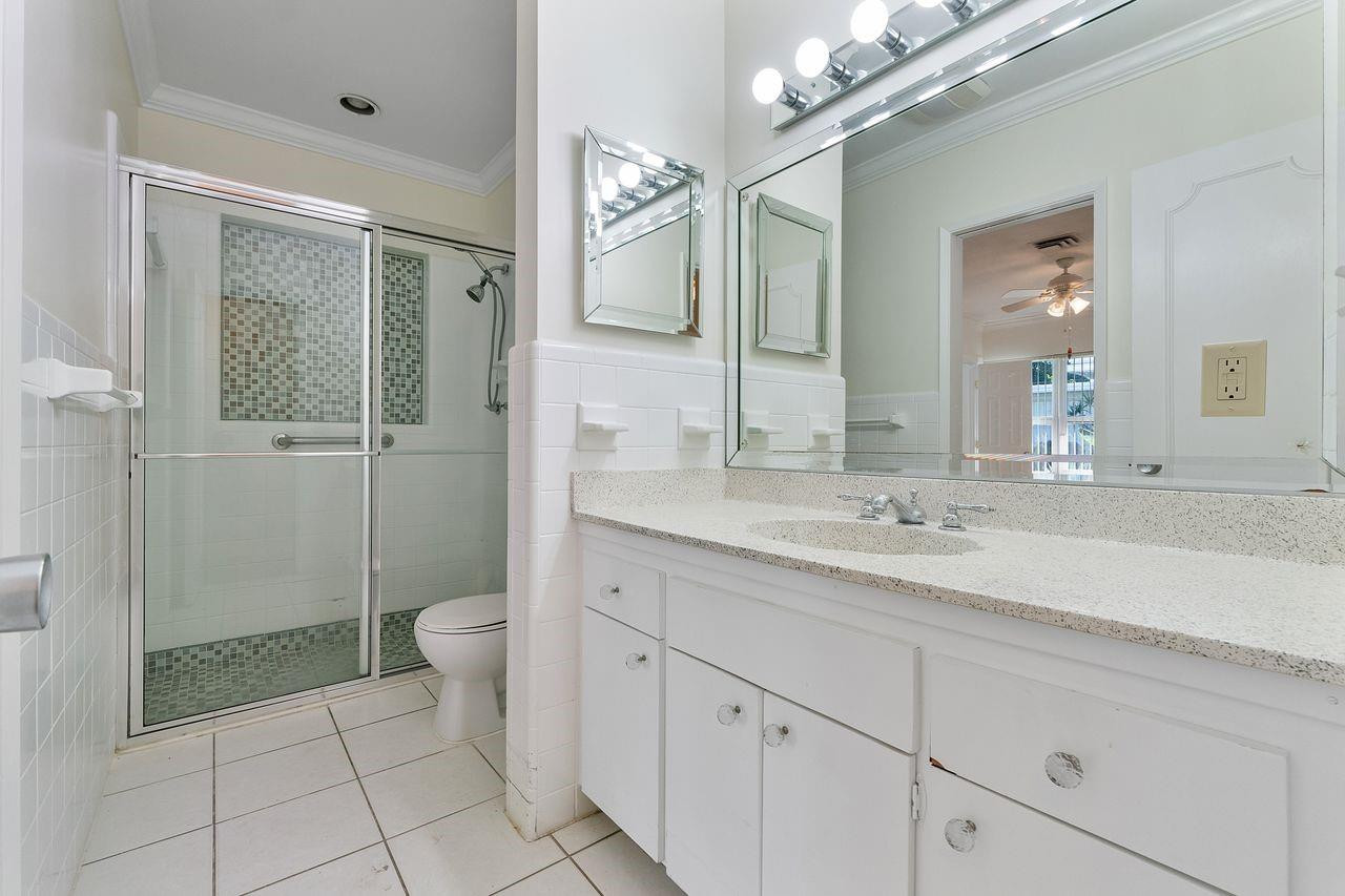 1431 S Ocean Boulevard 87 Property Photo 12