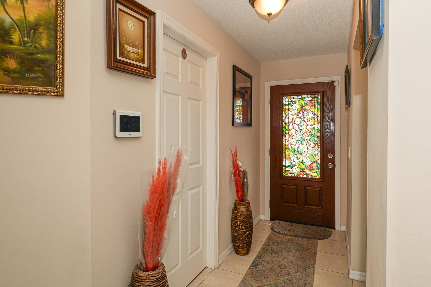 117 Ne Jettie Terrace Property Photo 6