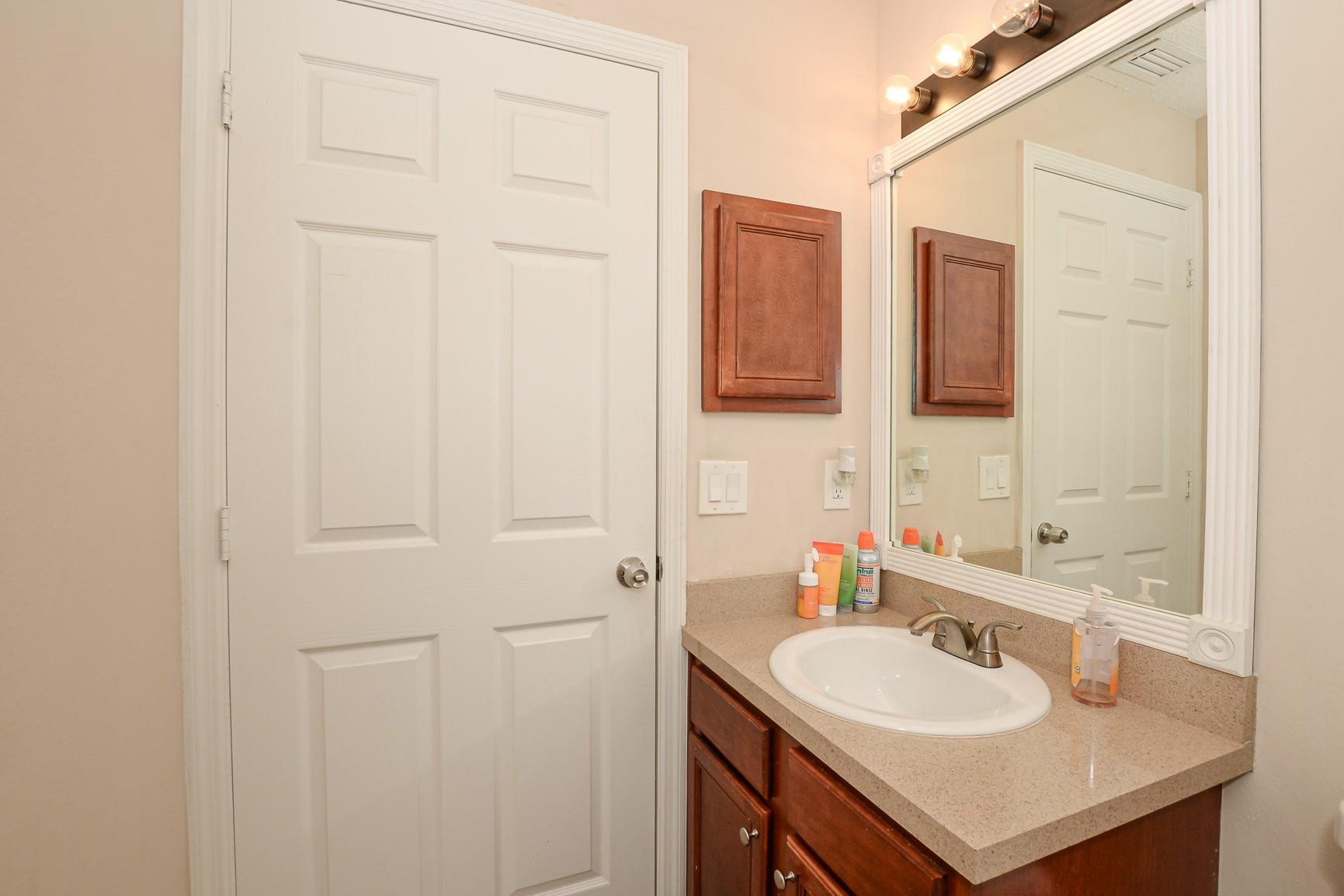 117 Ne Jettie Terrace Property Photo 15