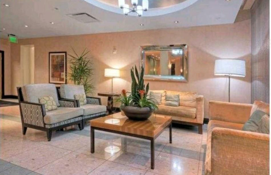 3801 S Ocean Drive 7q Property Photo 7