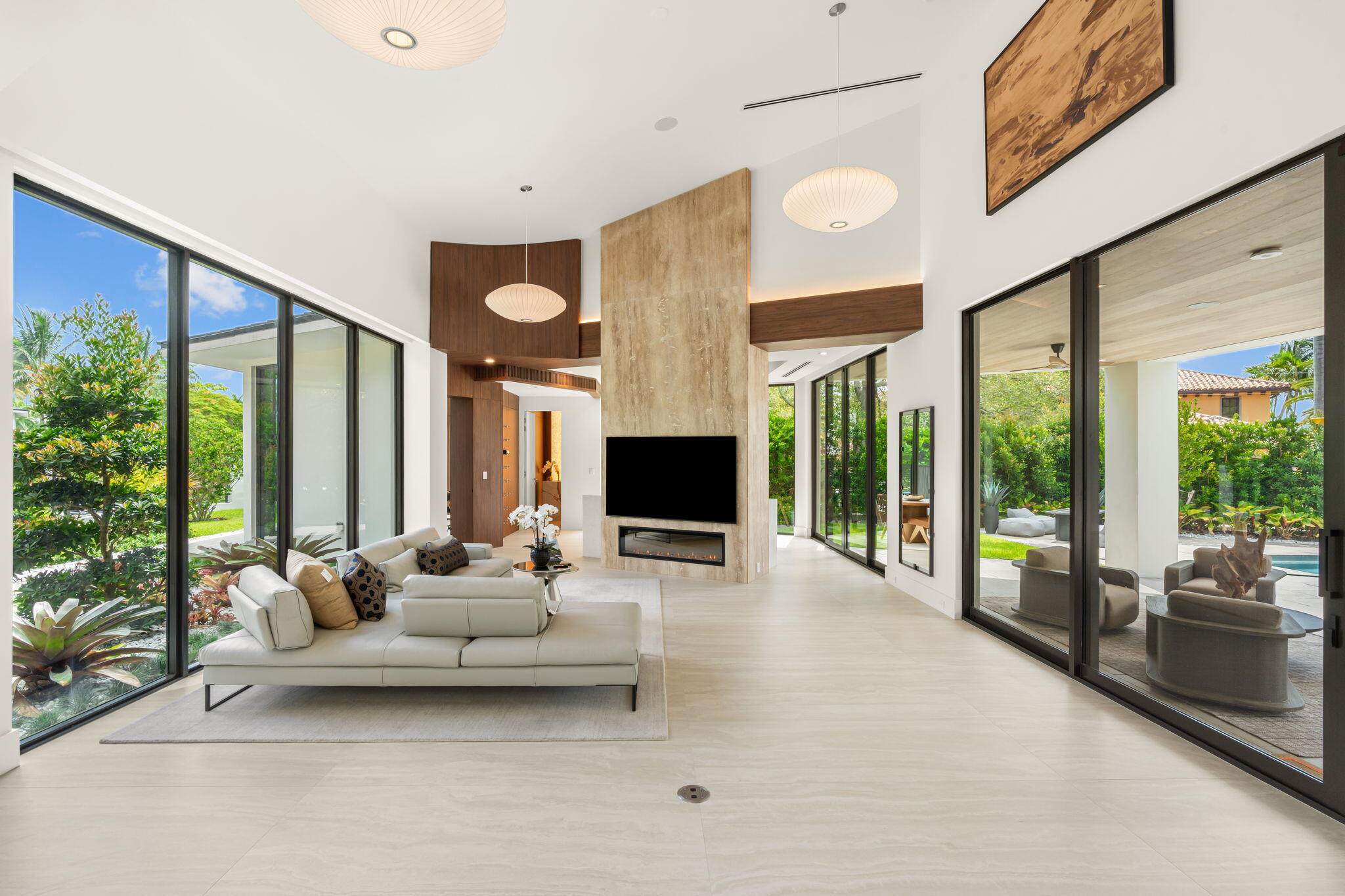 2035 Intracoastal Drive Property Photo 14