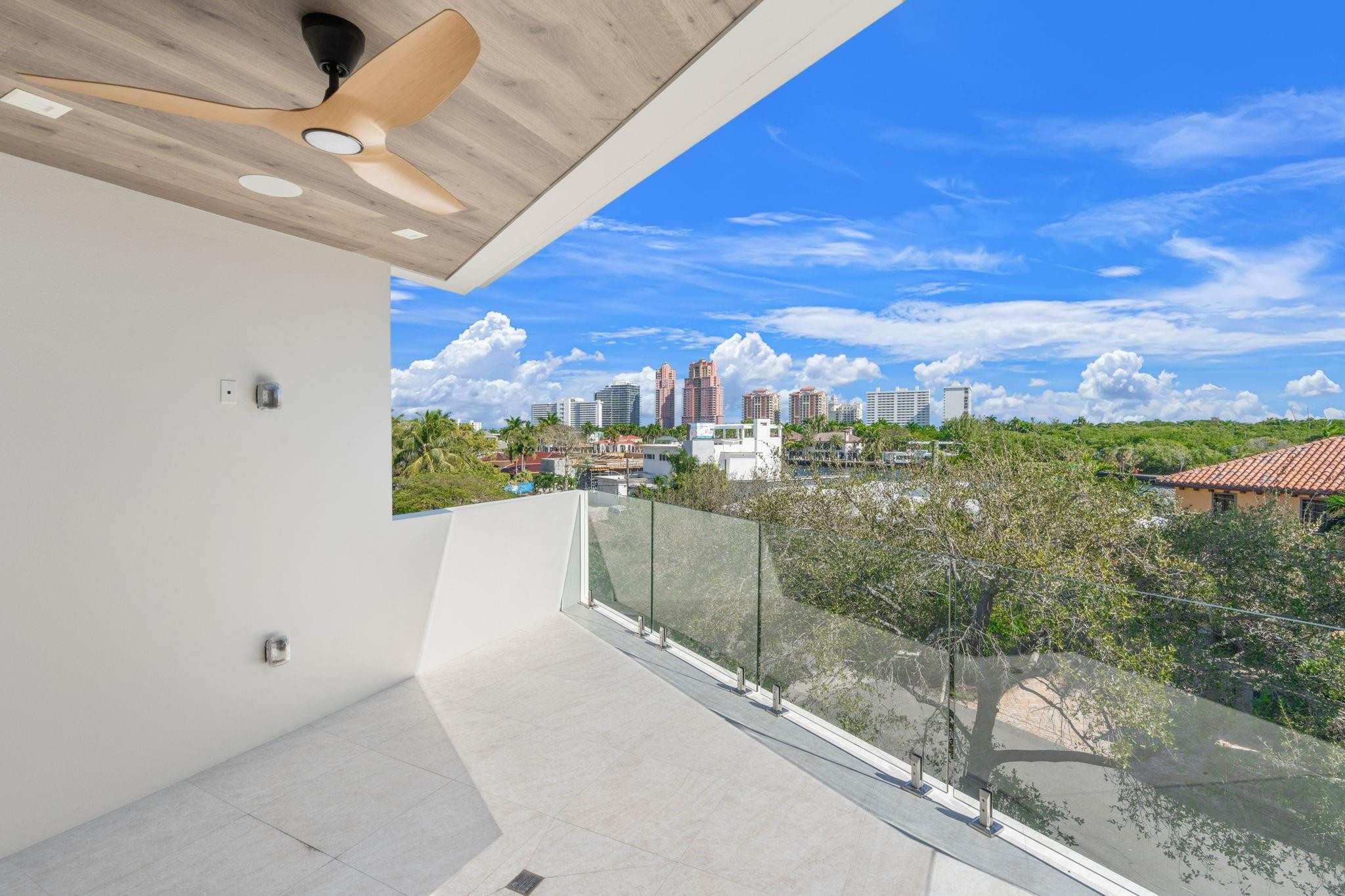 2035 Intracoastal Drive Property Photo 54