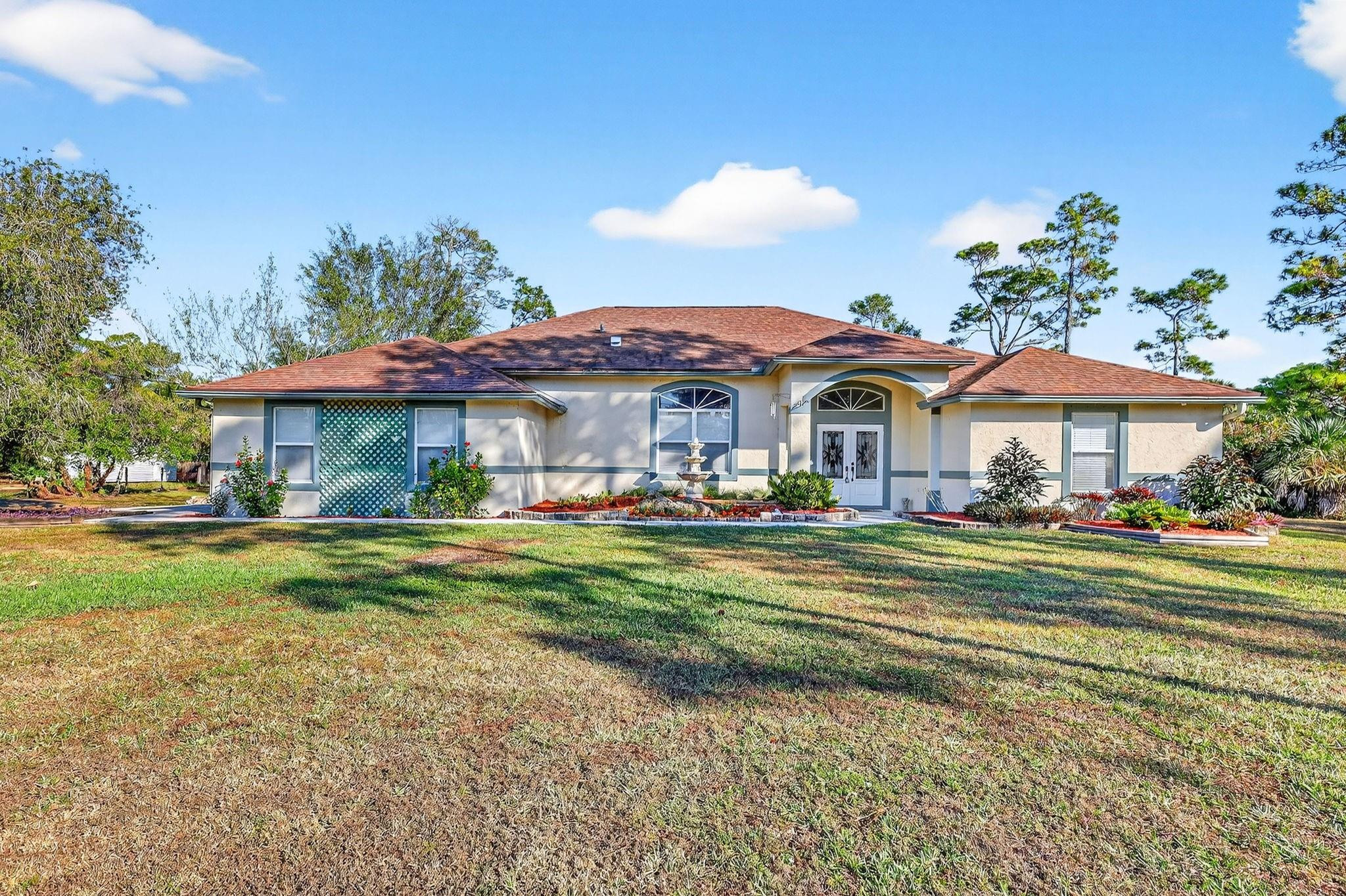 15811 88th Place Property Photo 1