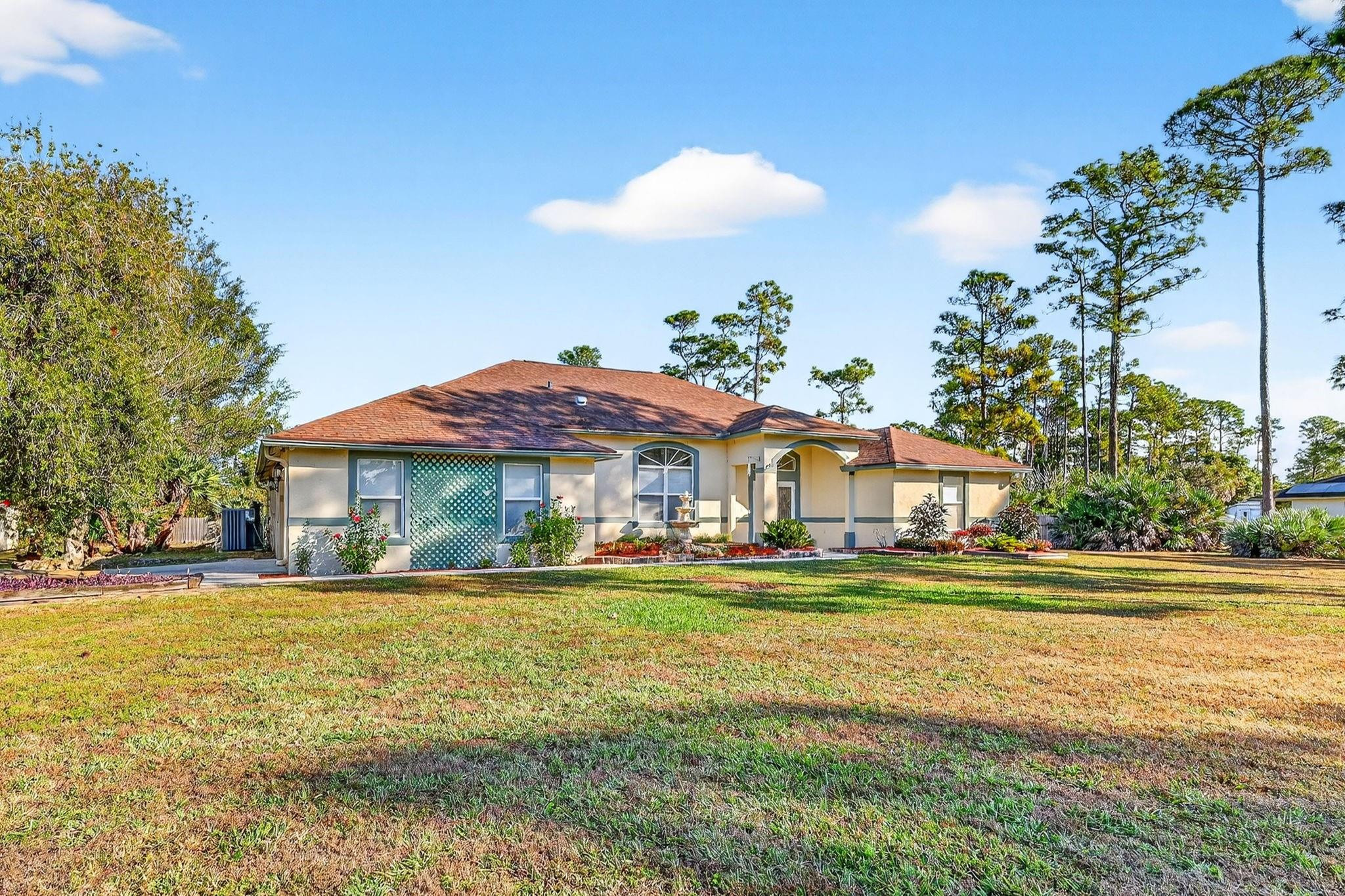 15811 88th Place Property Photo 6