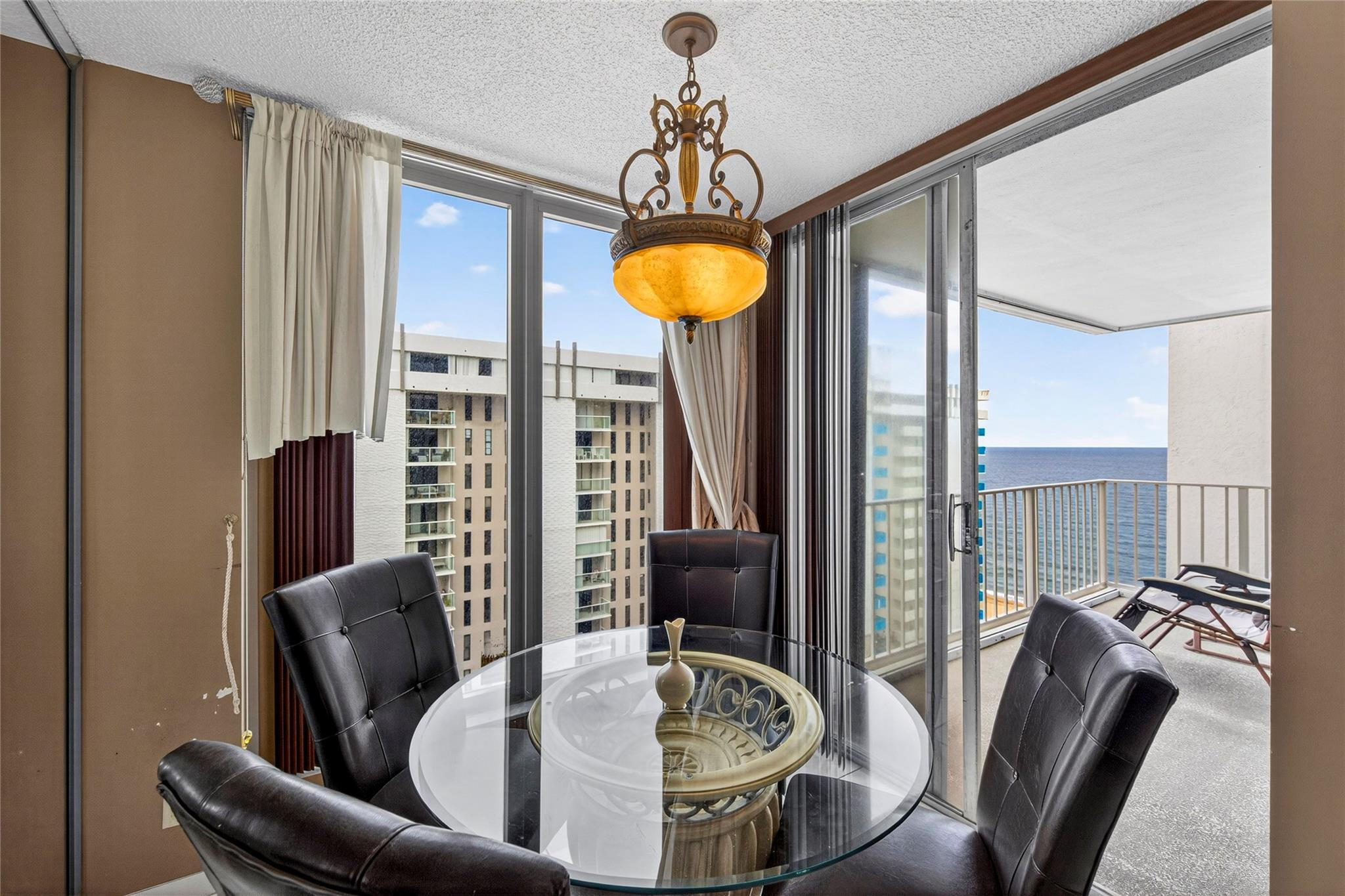 1010 S Ocean Boulevard 1711 Property Photo 12