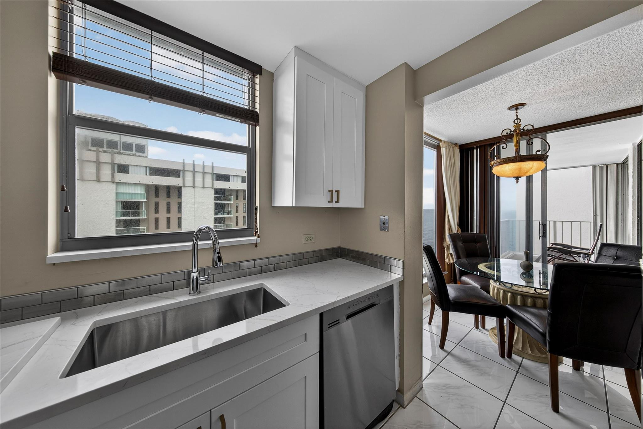 1010 S Ocean Boulevard 1711 Property Photo 14