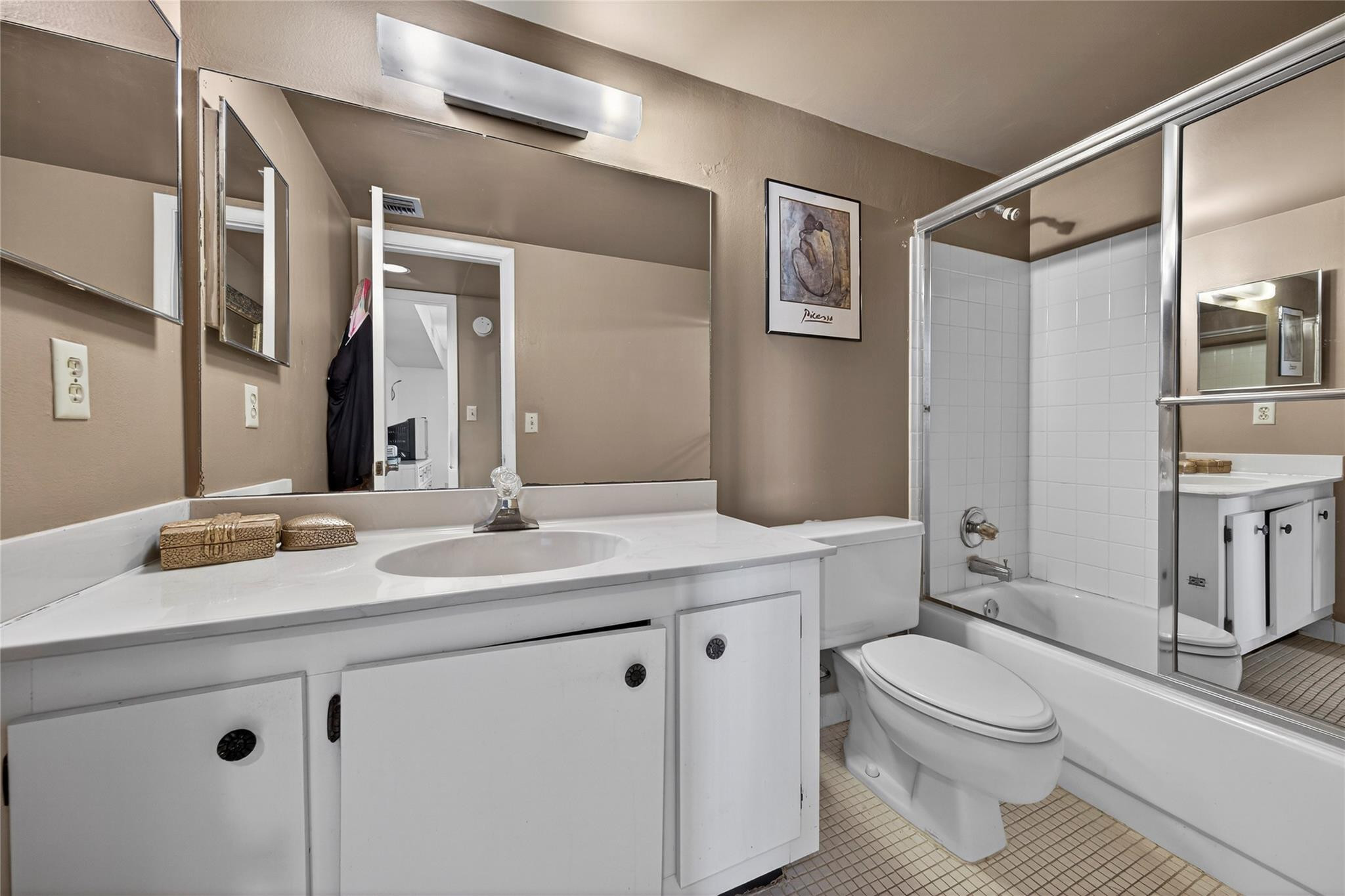1010 S Ocean Boulevard 1711 Property Photo 28