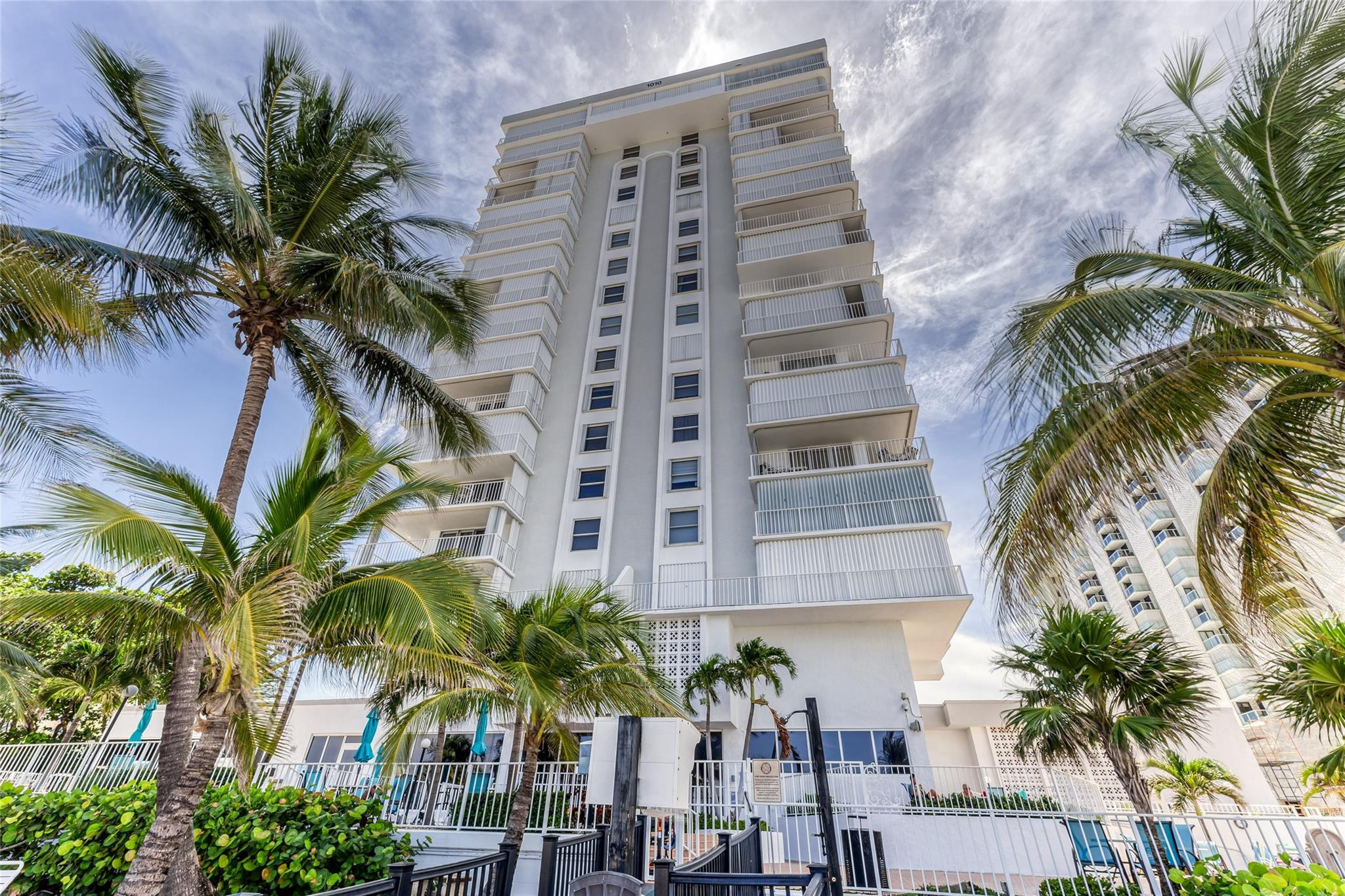 1010 S Ocean Boulevard 1711 Property Photo 49