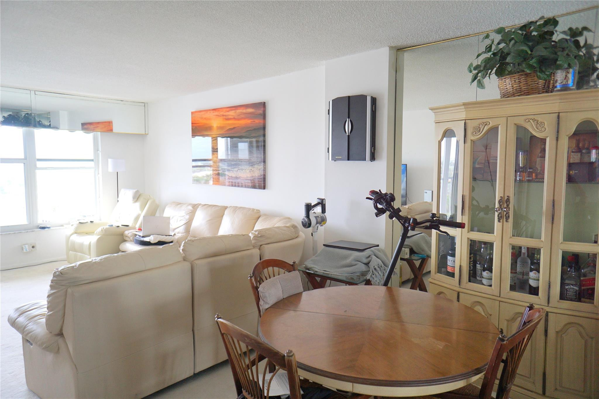 303 N Riverside Drive Ph-4 Property Photo 13