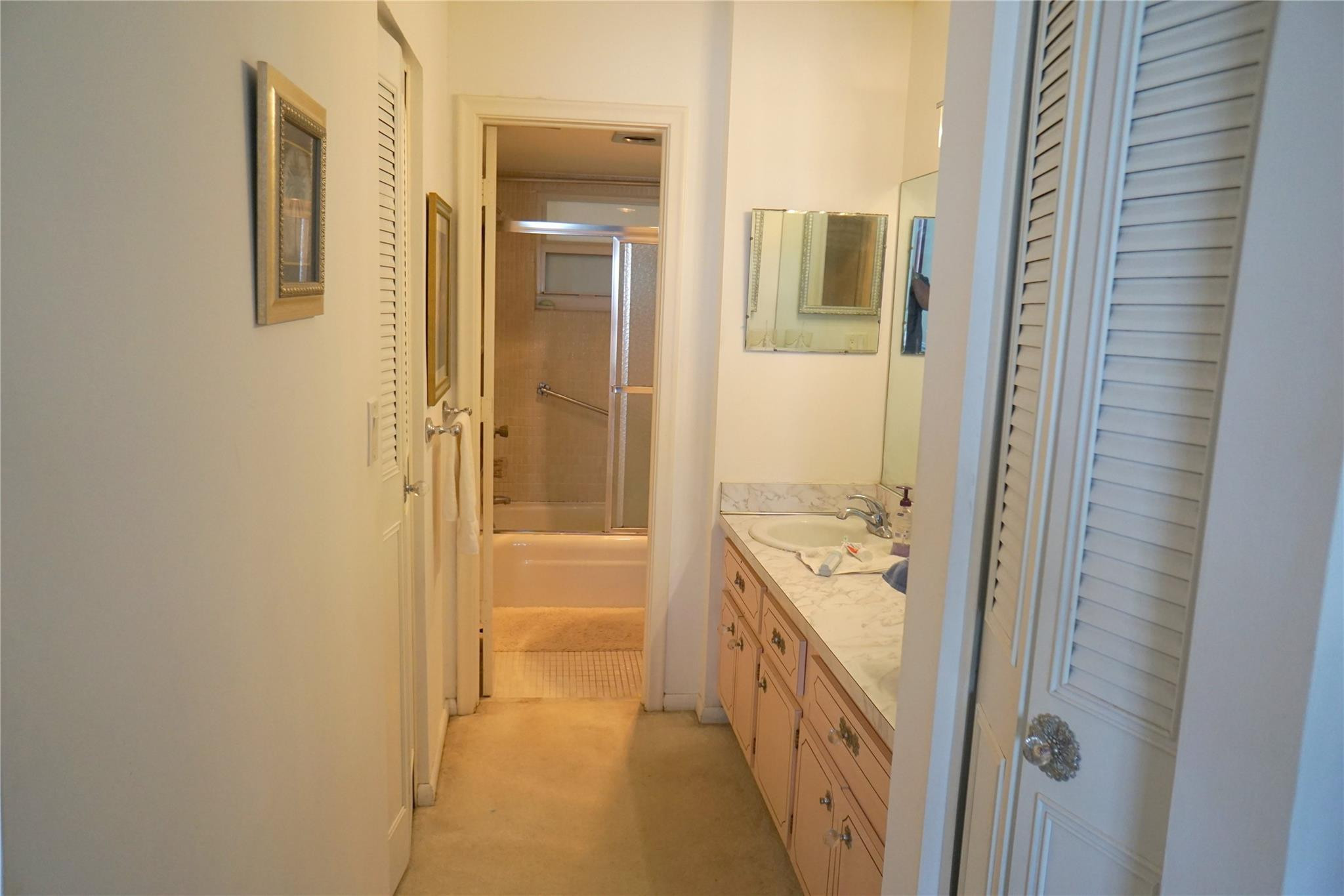 303 N Riverside Drive Ph-4 Property Photo 22