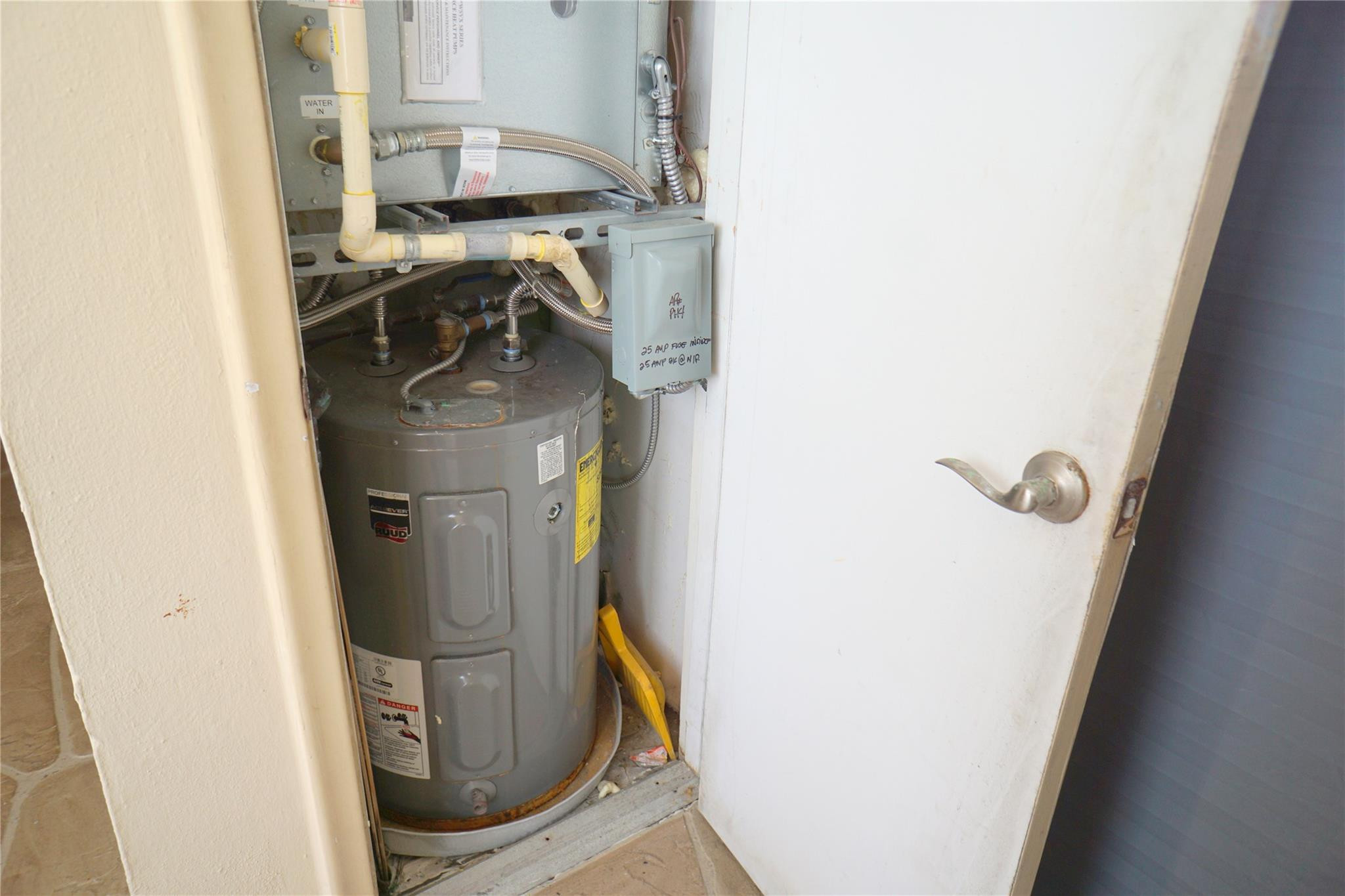 303 N Riverside Drive Ph-4 Property Photo 26