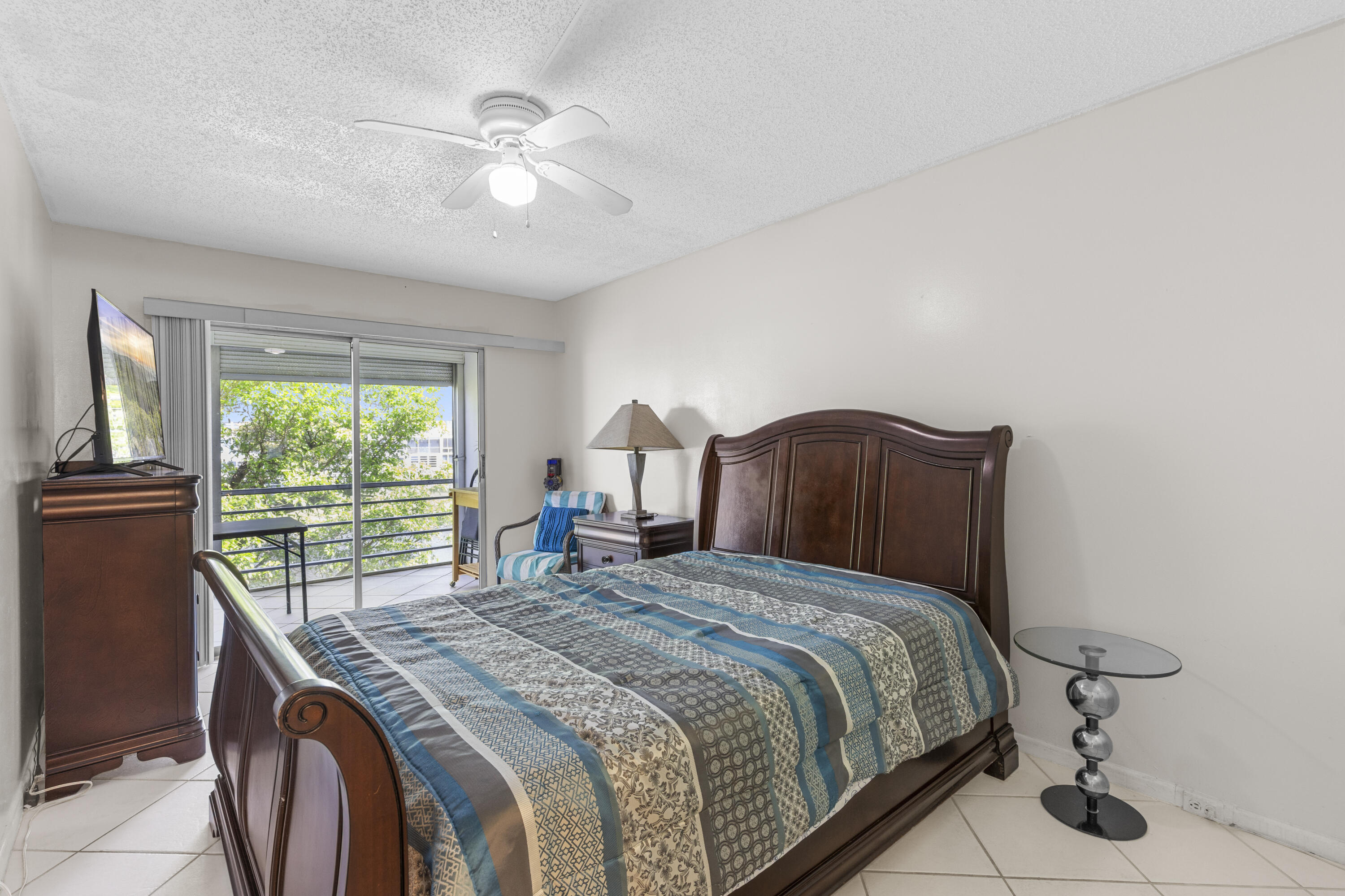 3028 Harwood D Property Photo 17