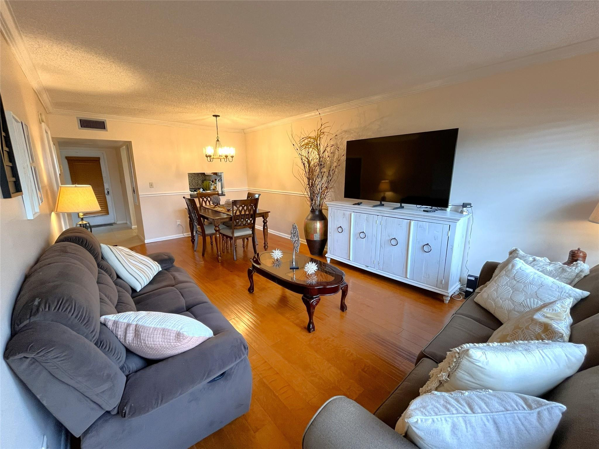 7837 Golf Circle Drive 206 Property Photo 8
