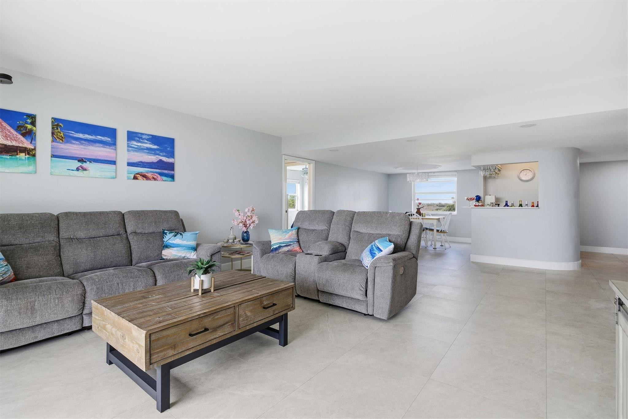 3910 Inverrary Boulevard 708-b Property Photo 8