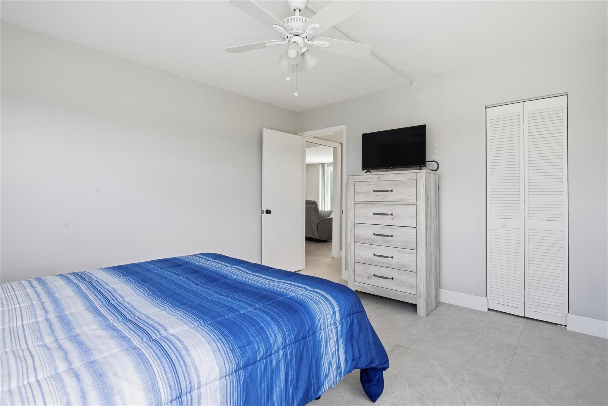 3910 Inverrary Boulevard 708-b Property Photo 25