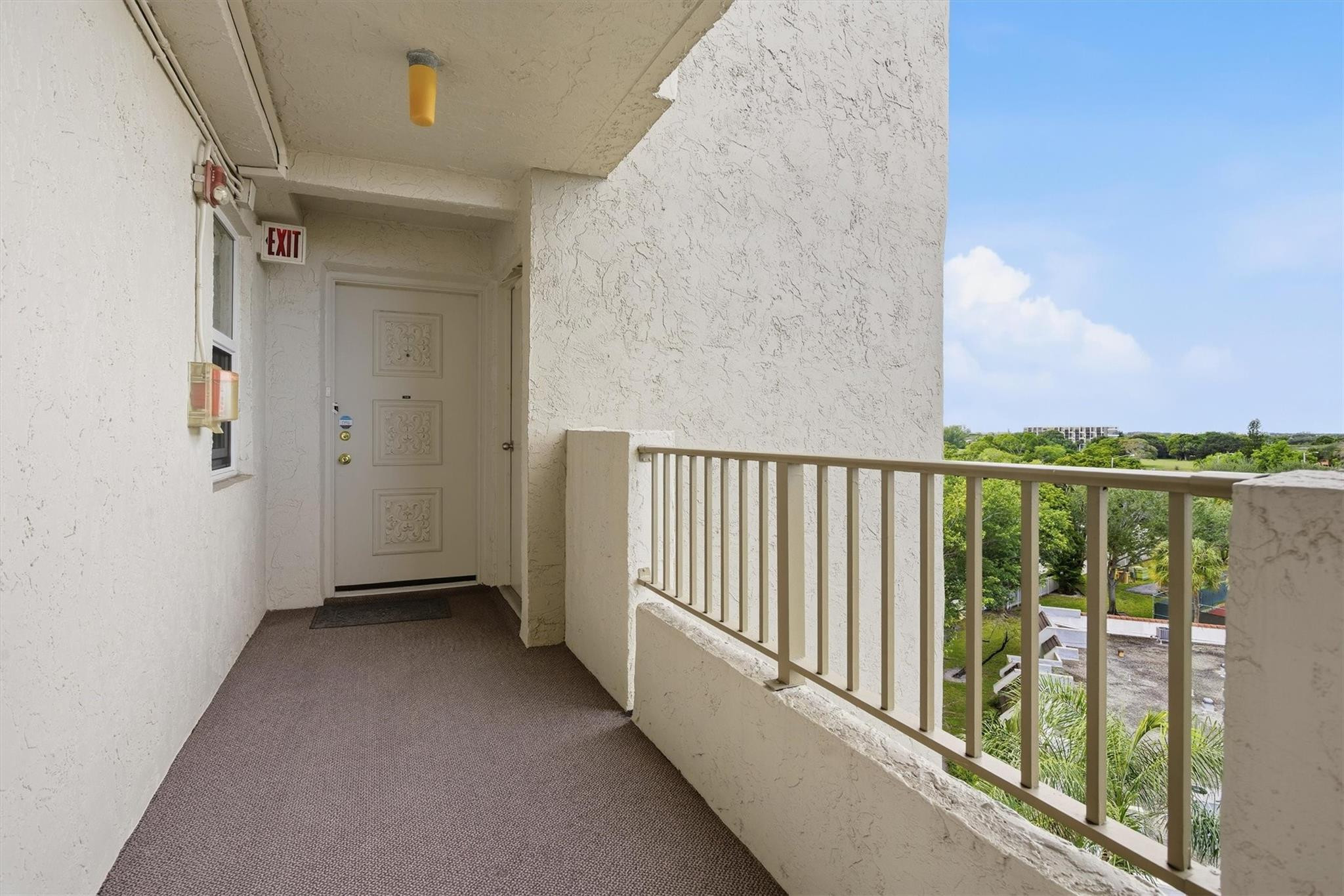 3910 Inverrary Boulevard 708-b Property Photo 32