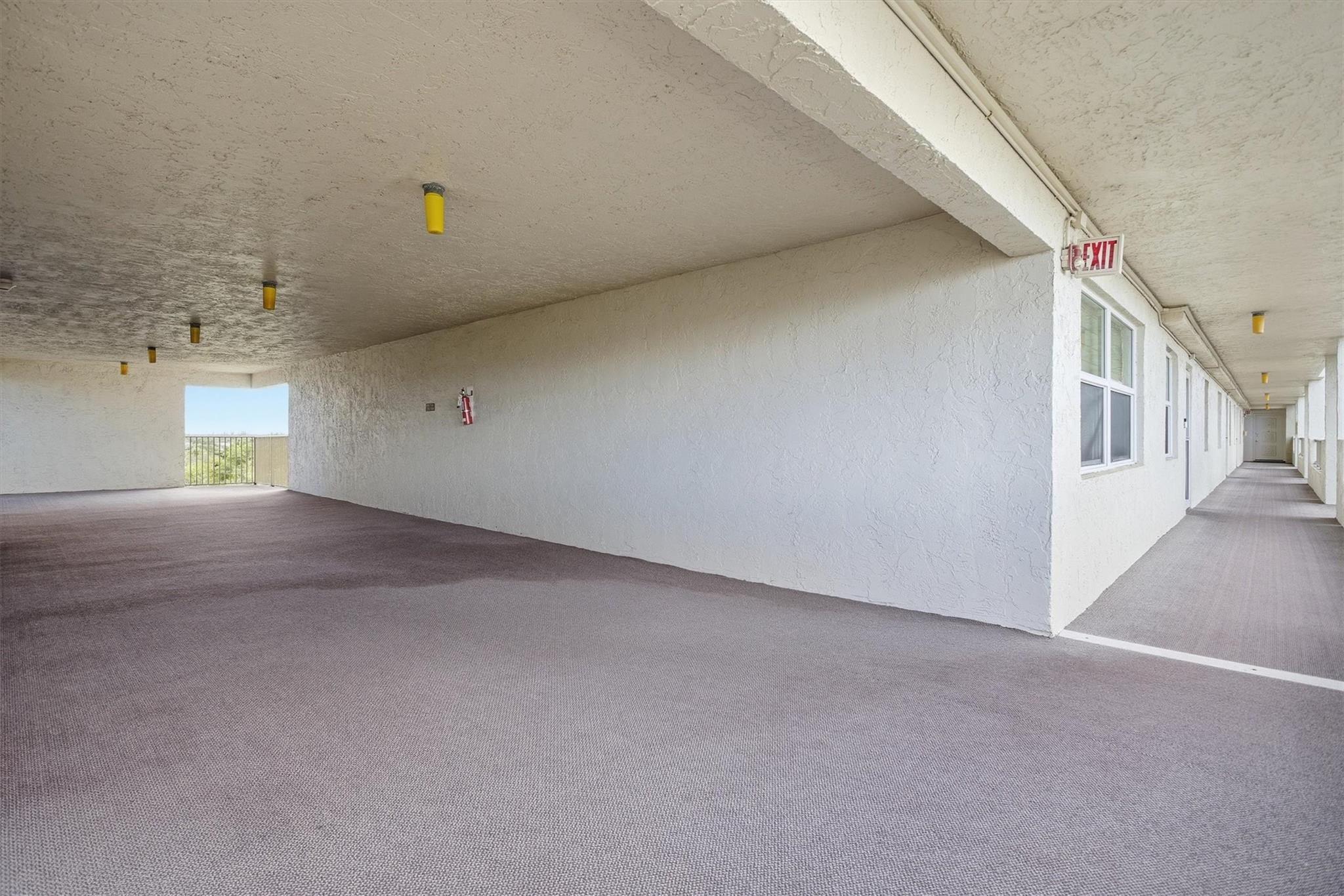 3910 Inverrary Boulevard 708-b Property Photo 33