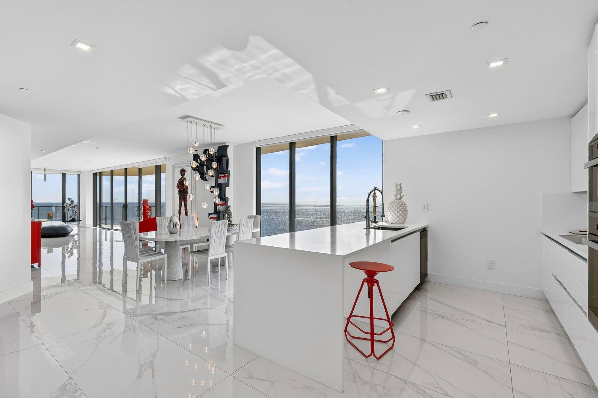 730 N Ocean Boulevard 1204 Property Photo 12