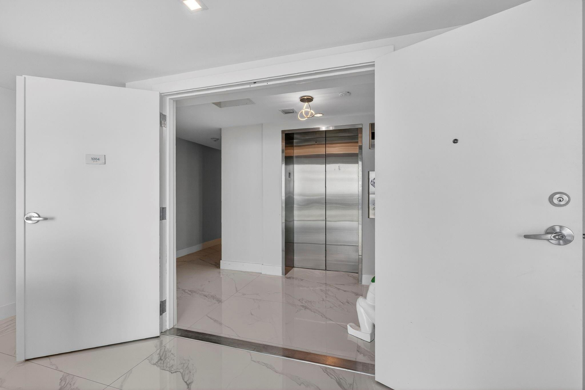 730 N Ocean Boulevard 1204 Property Photo 43