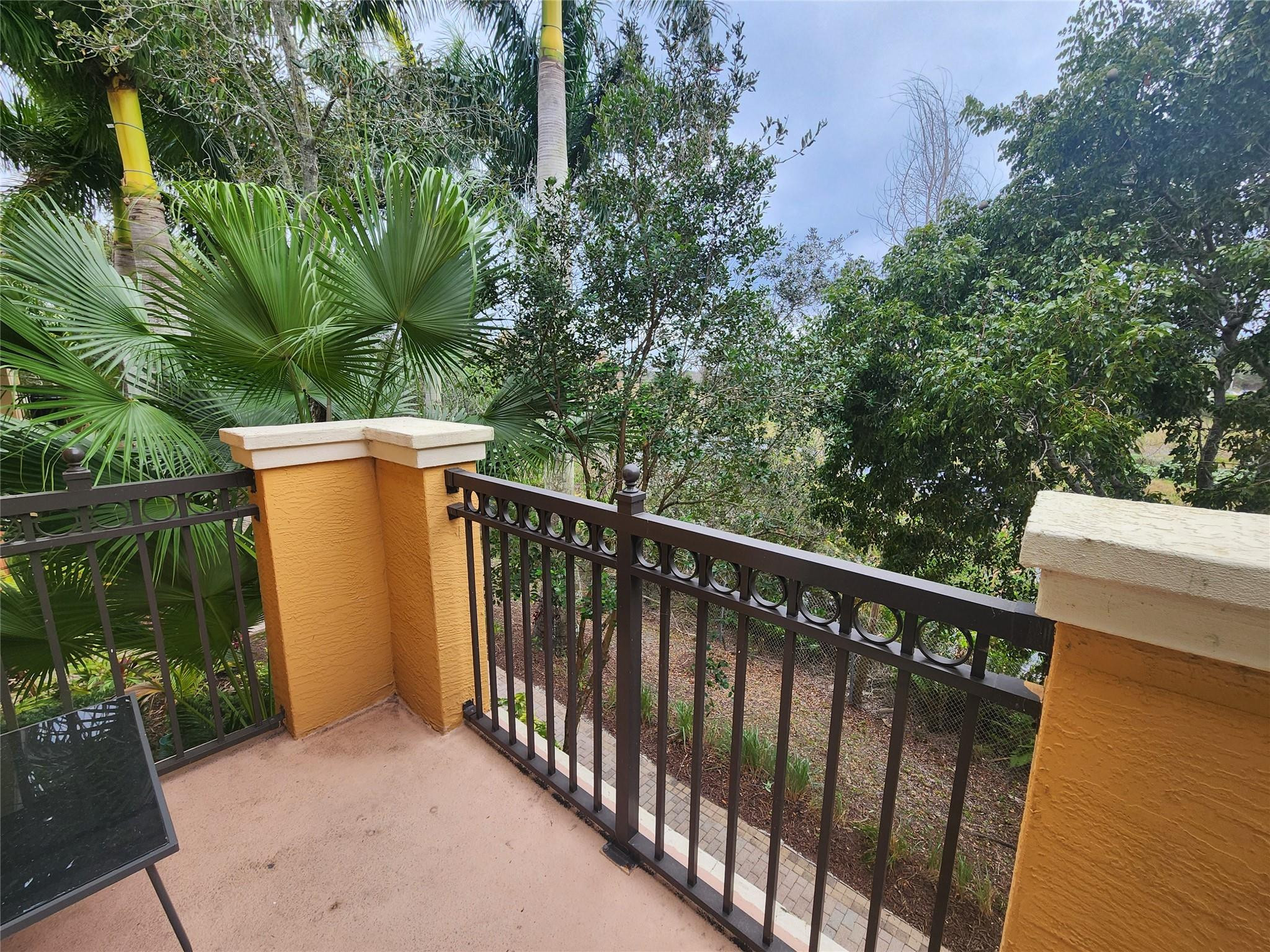 12698 Nw 32nd Place Property Photo 10