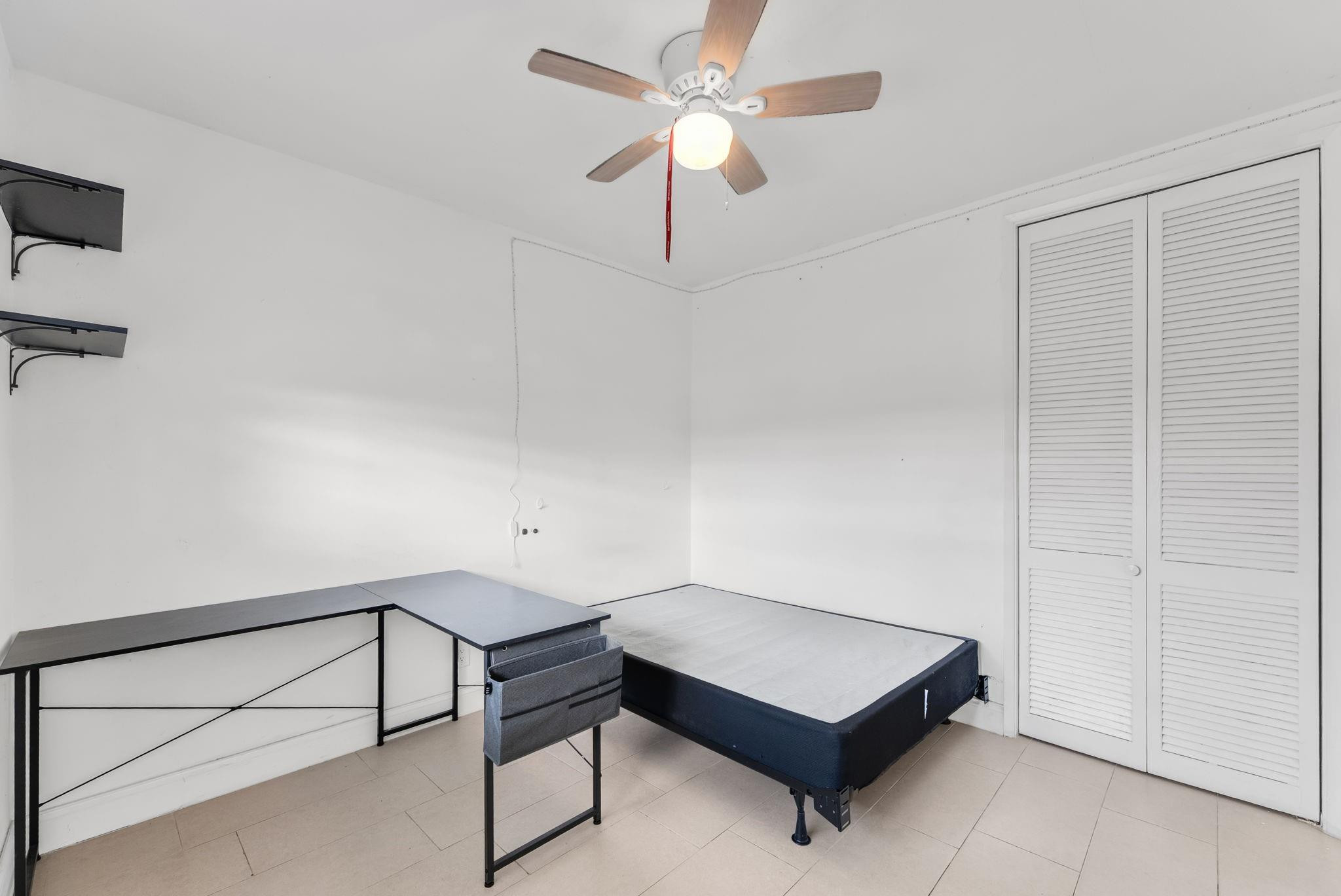 7401 Pines Boulevard 201 Property Photo 15