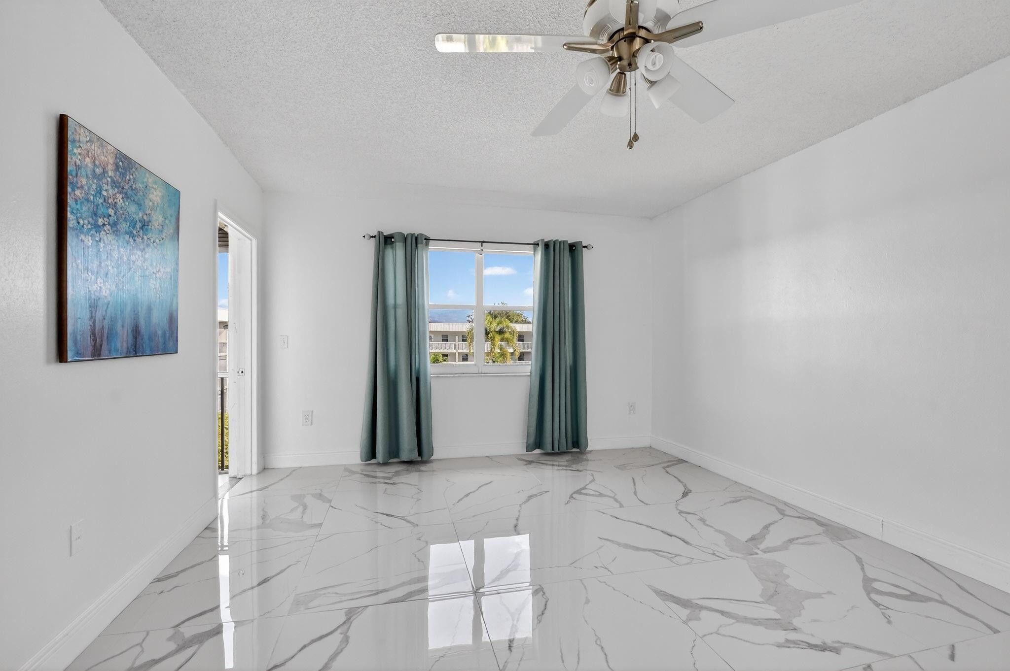 9872 Marina Boulevard 1433 Property Photo 11