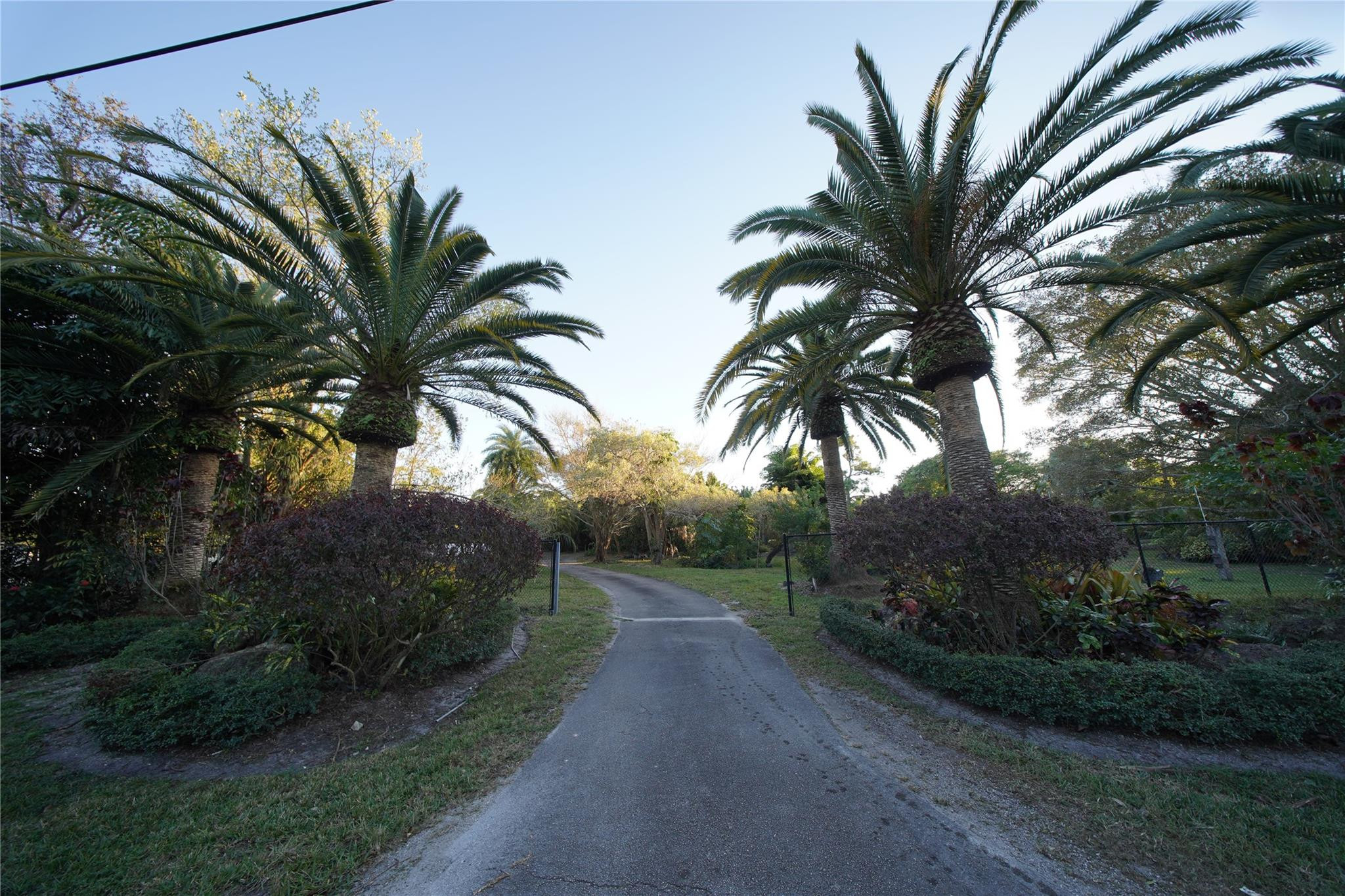 4000 Nw 74th Street Property Photo 37