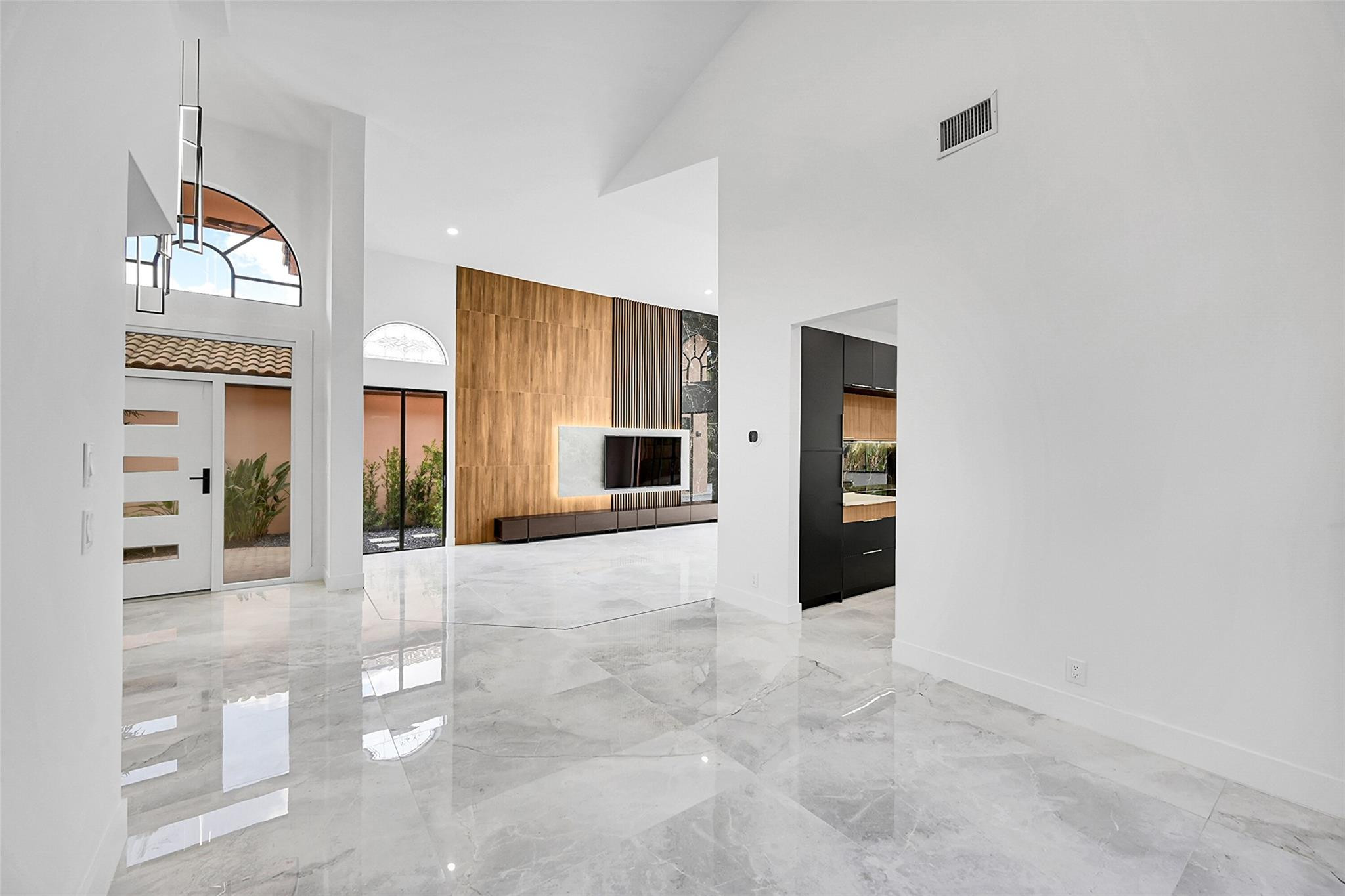 6488 Via Rosa Property Photo 11