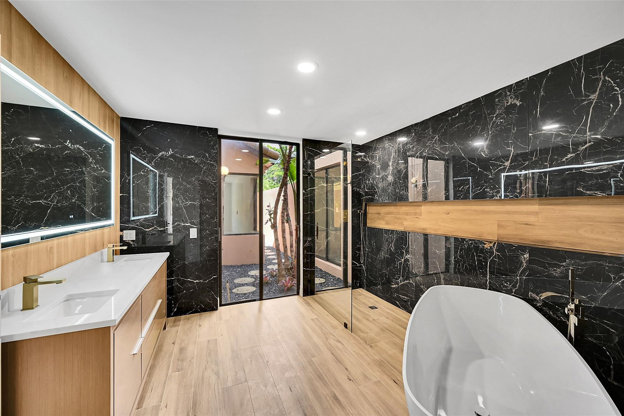 6488 Via Rosa Property Photo 21