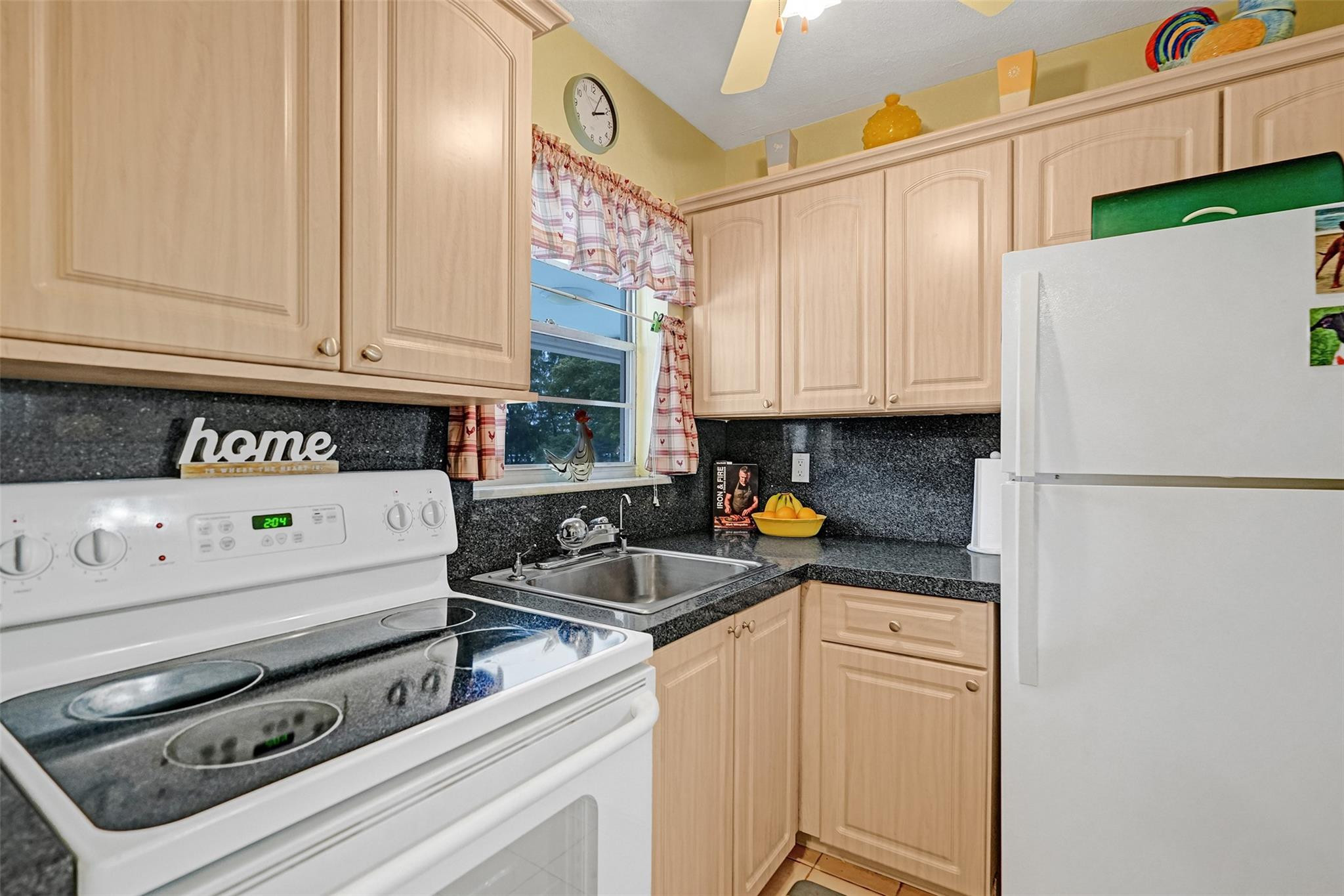 2475 W Golf Boulevard 244 Property Photo 4