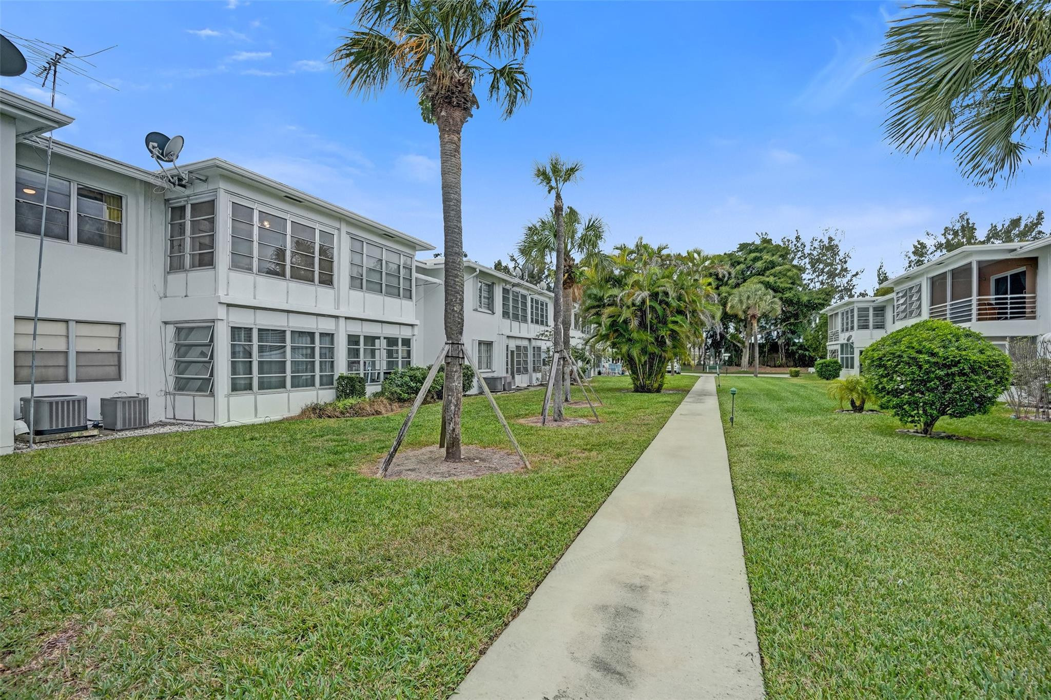 2475 W Golf Boulevard 244 Property Photo 25