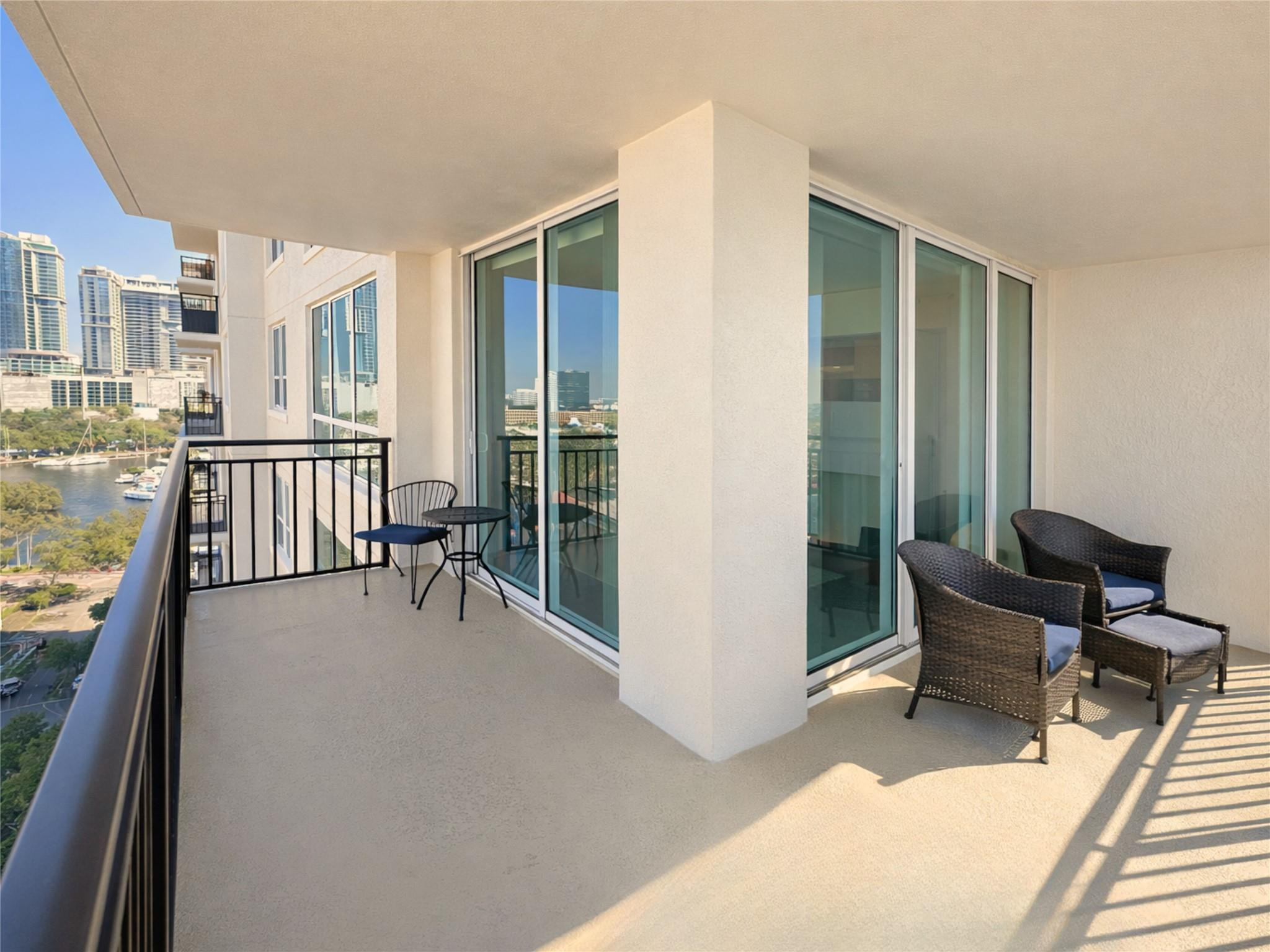 610 W Las Olas Boulevard 1213n Property Photo 3