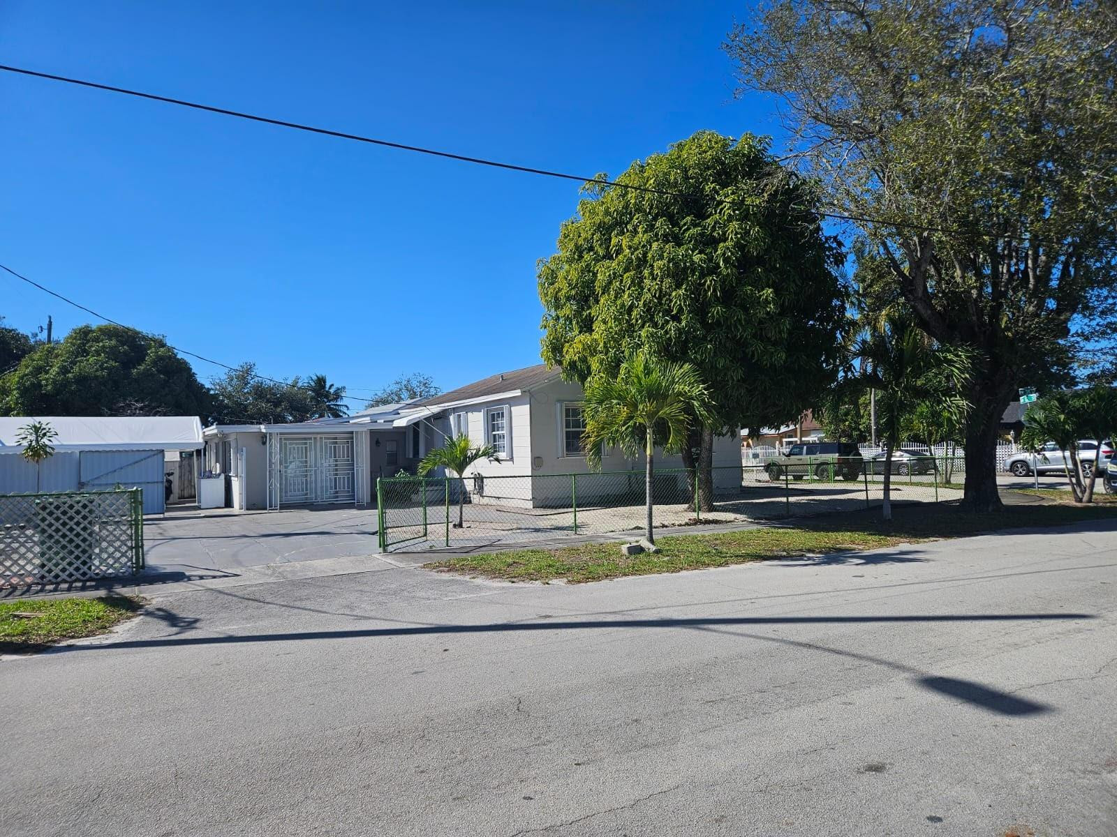3500 Nw 12th Street Property Photo 29