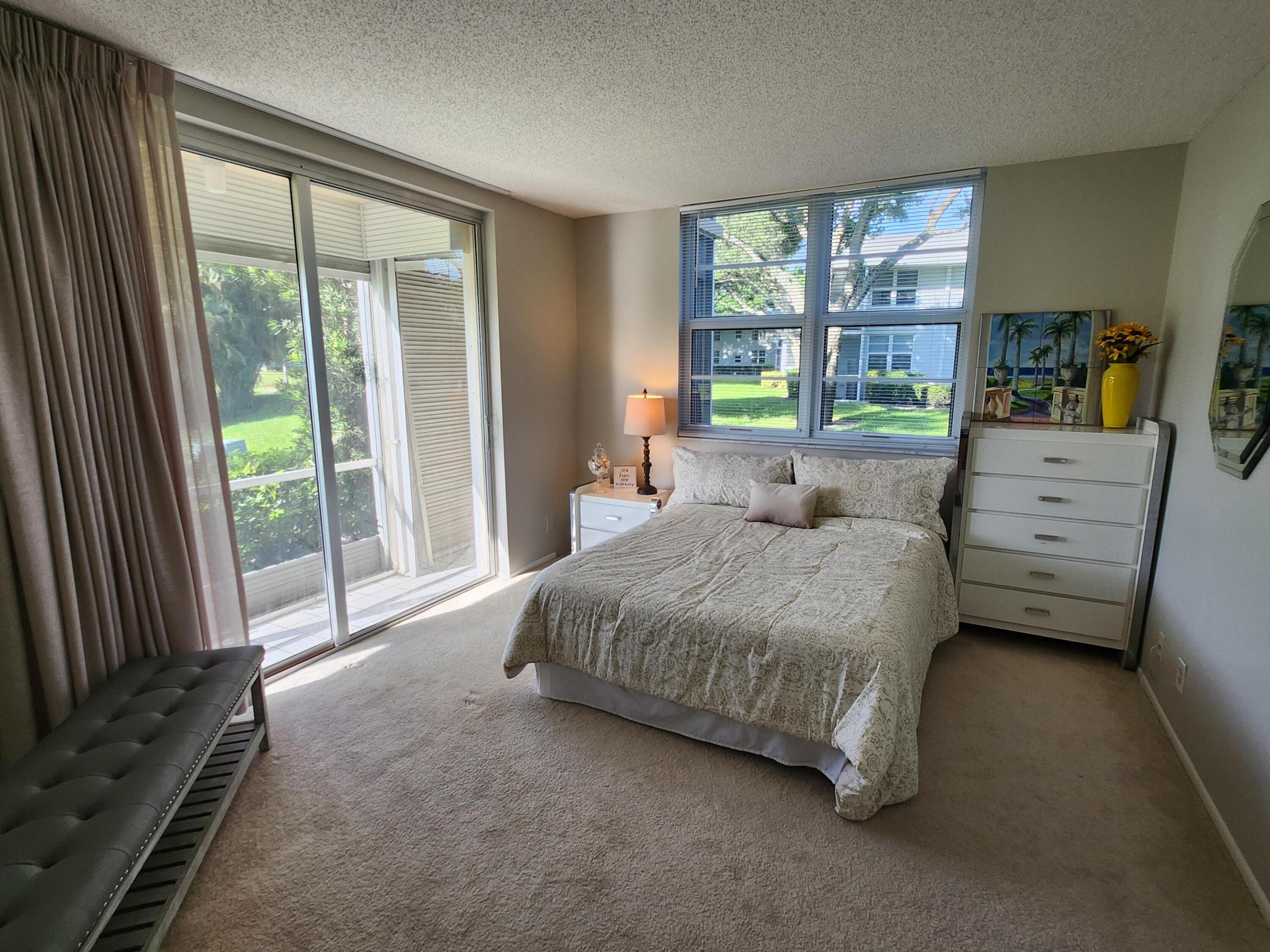 4030 W Palm Aire Drive 101 Property Photo 25