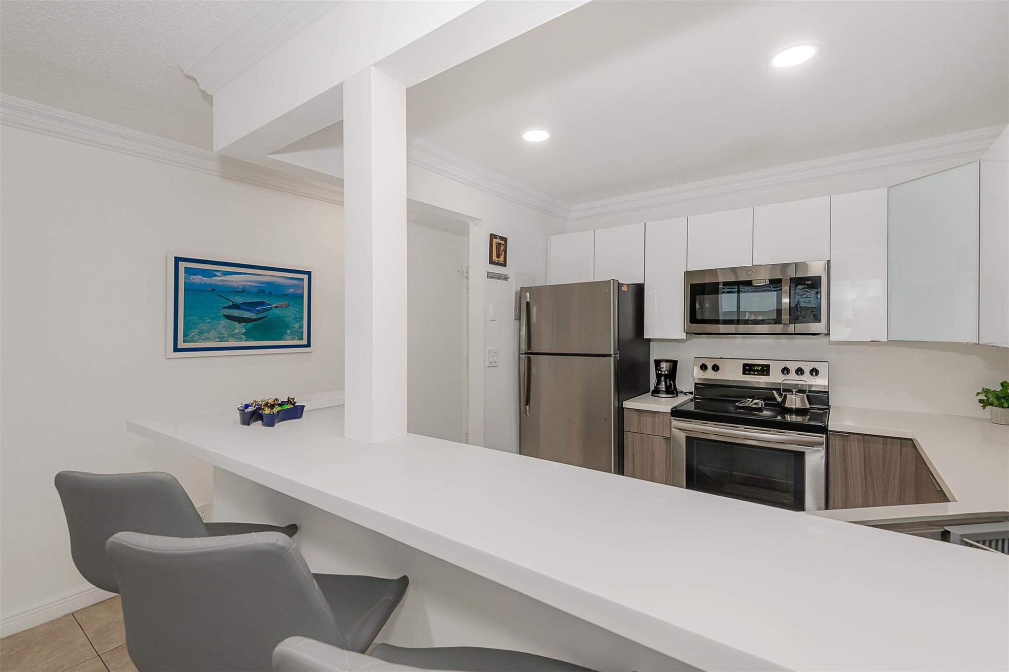 3140 S Ocean Drive 509 Property Photo 3