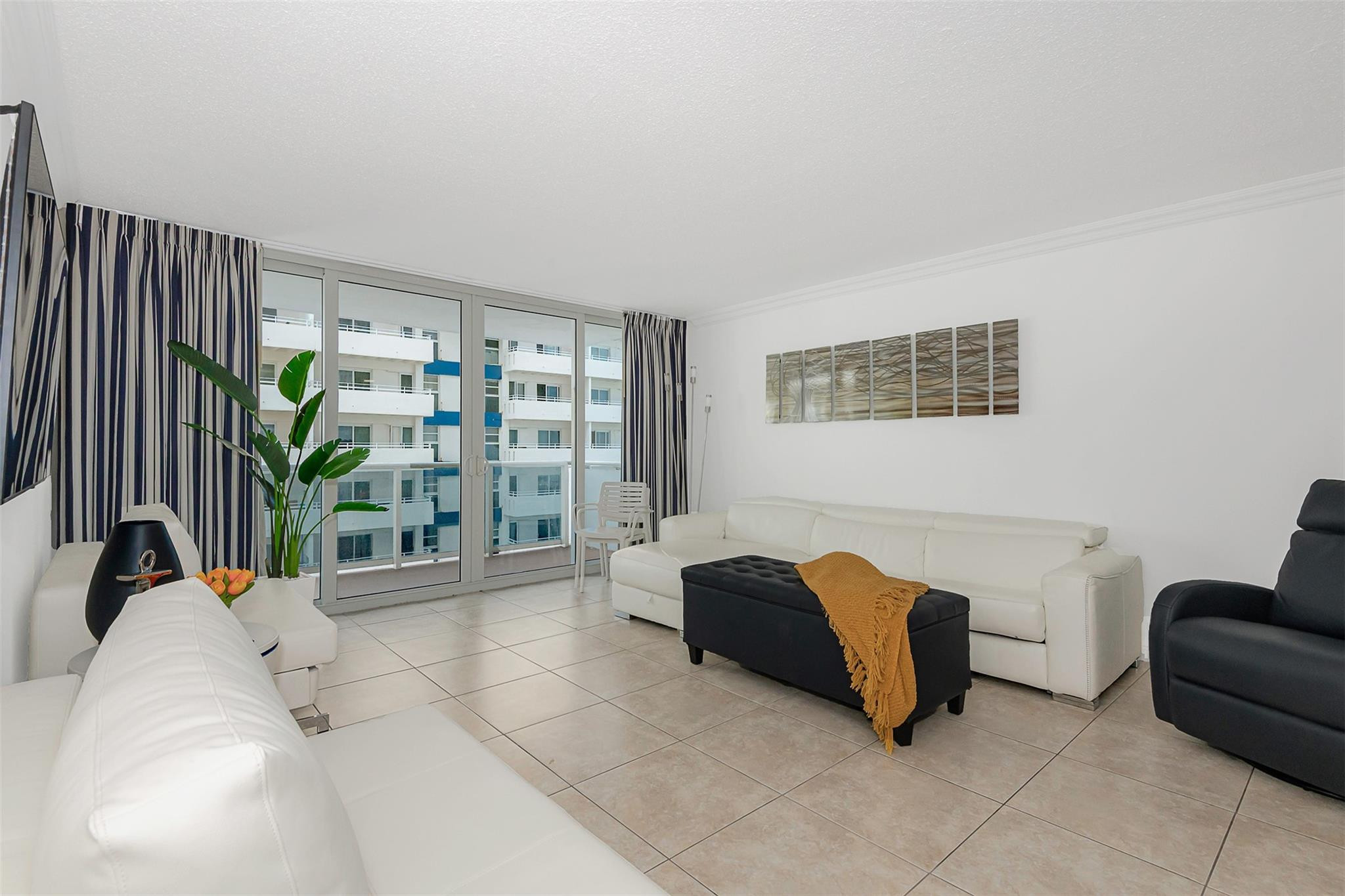 3140 S Ocean Drive 509 Property Photo 13
