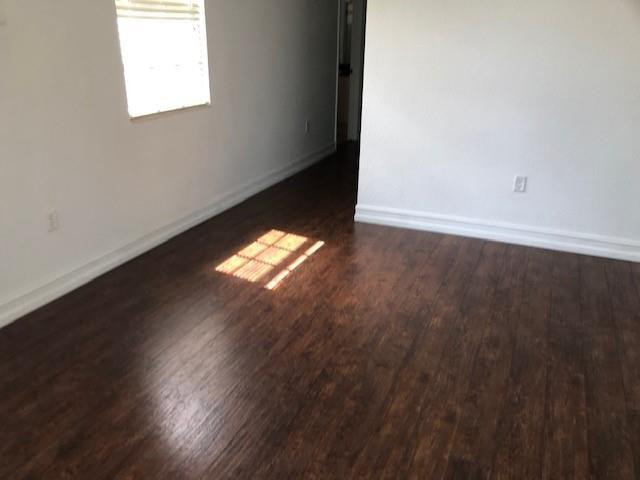 6903 Julia Gardens Drive Property Photo 8