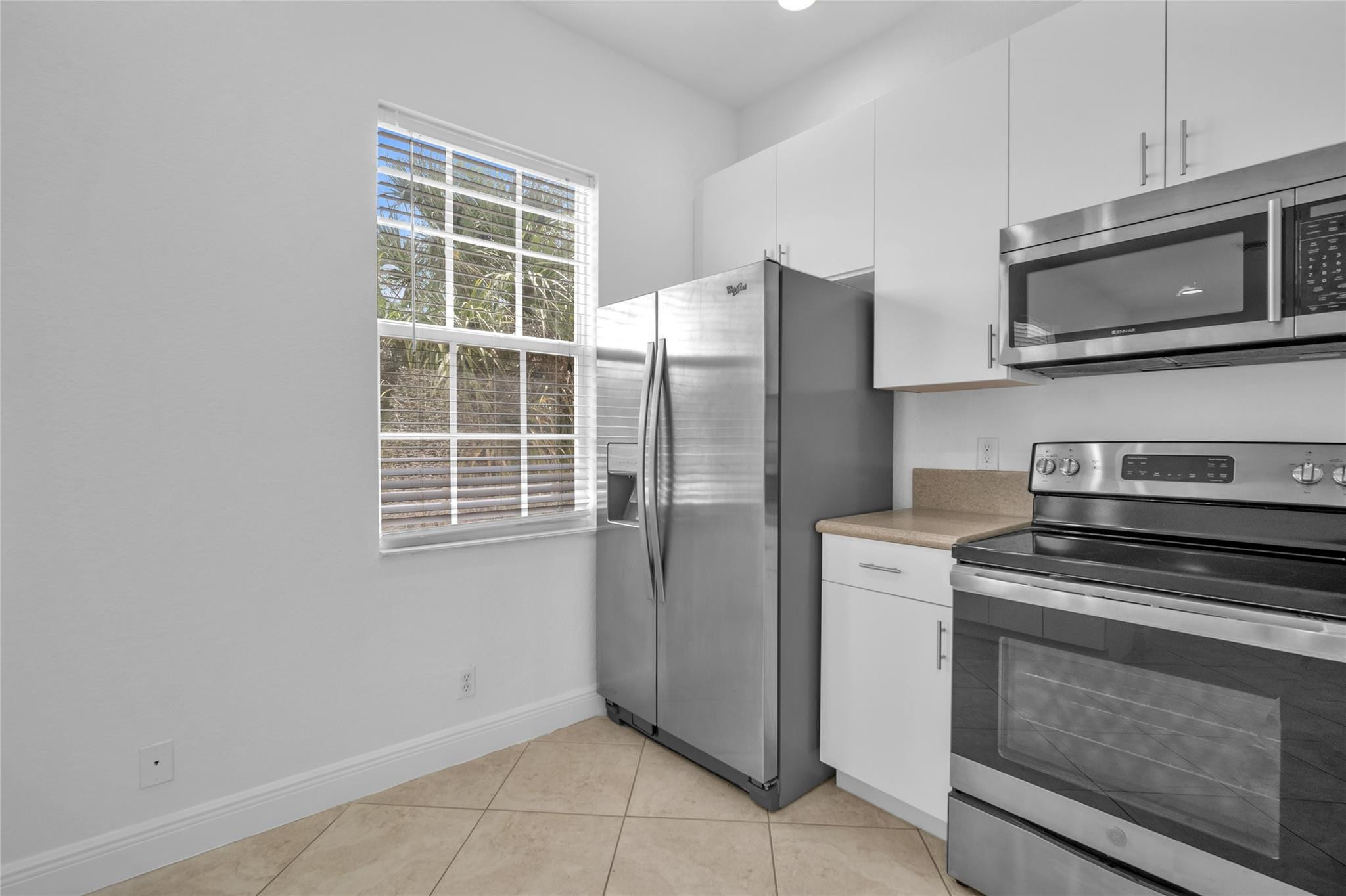 6809 N Lakeside Circle 101 Property Photo 10