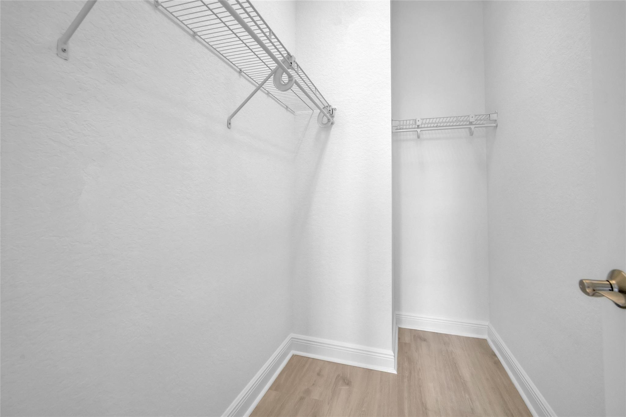 6809 N Lakeside Circle 101 Property Photo 21