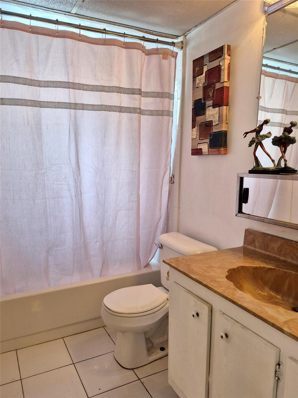 2840 Somerset Drive 208m Property Photo 8